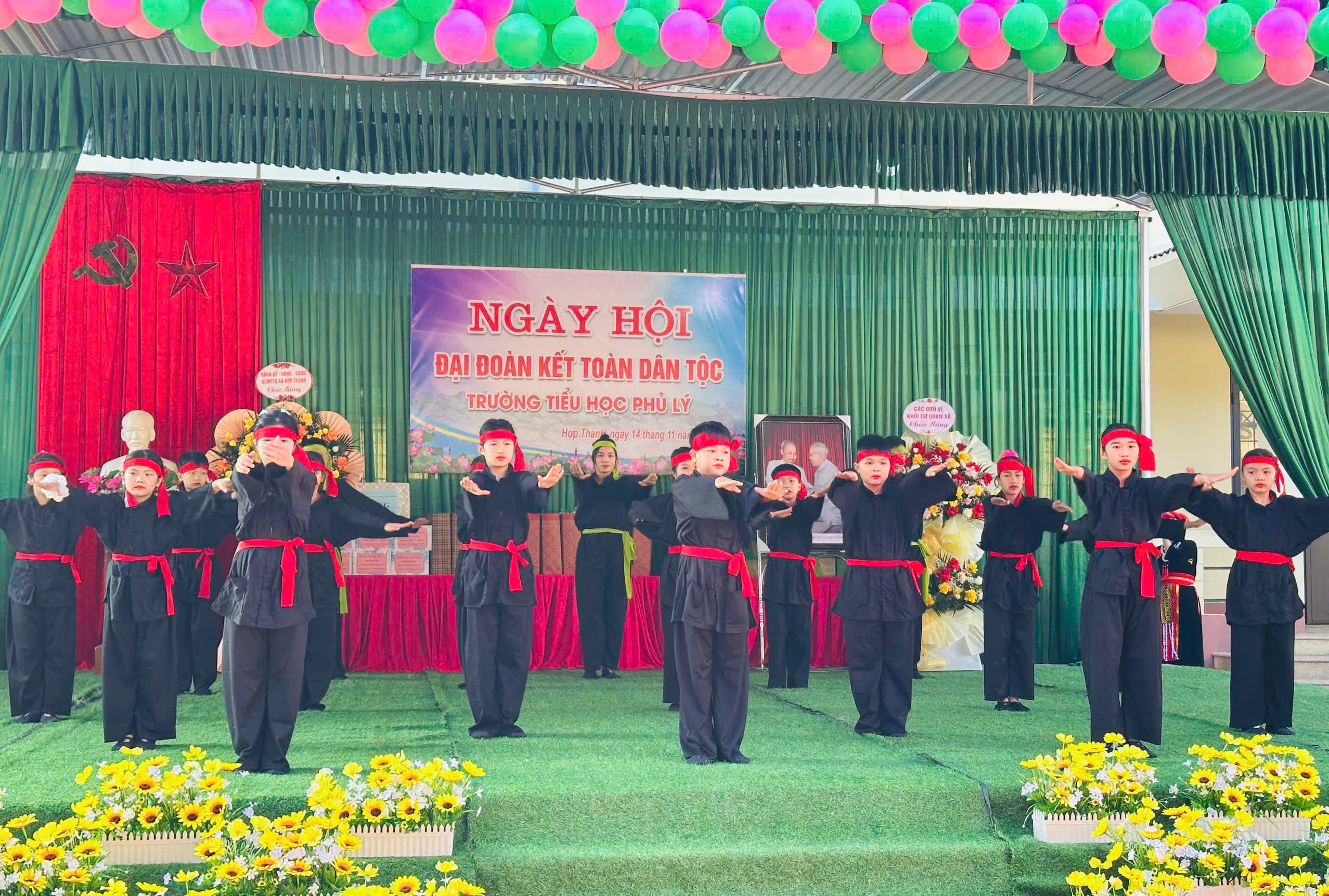 Anh-tin-bai