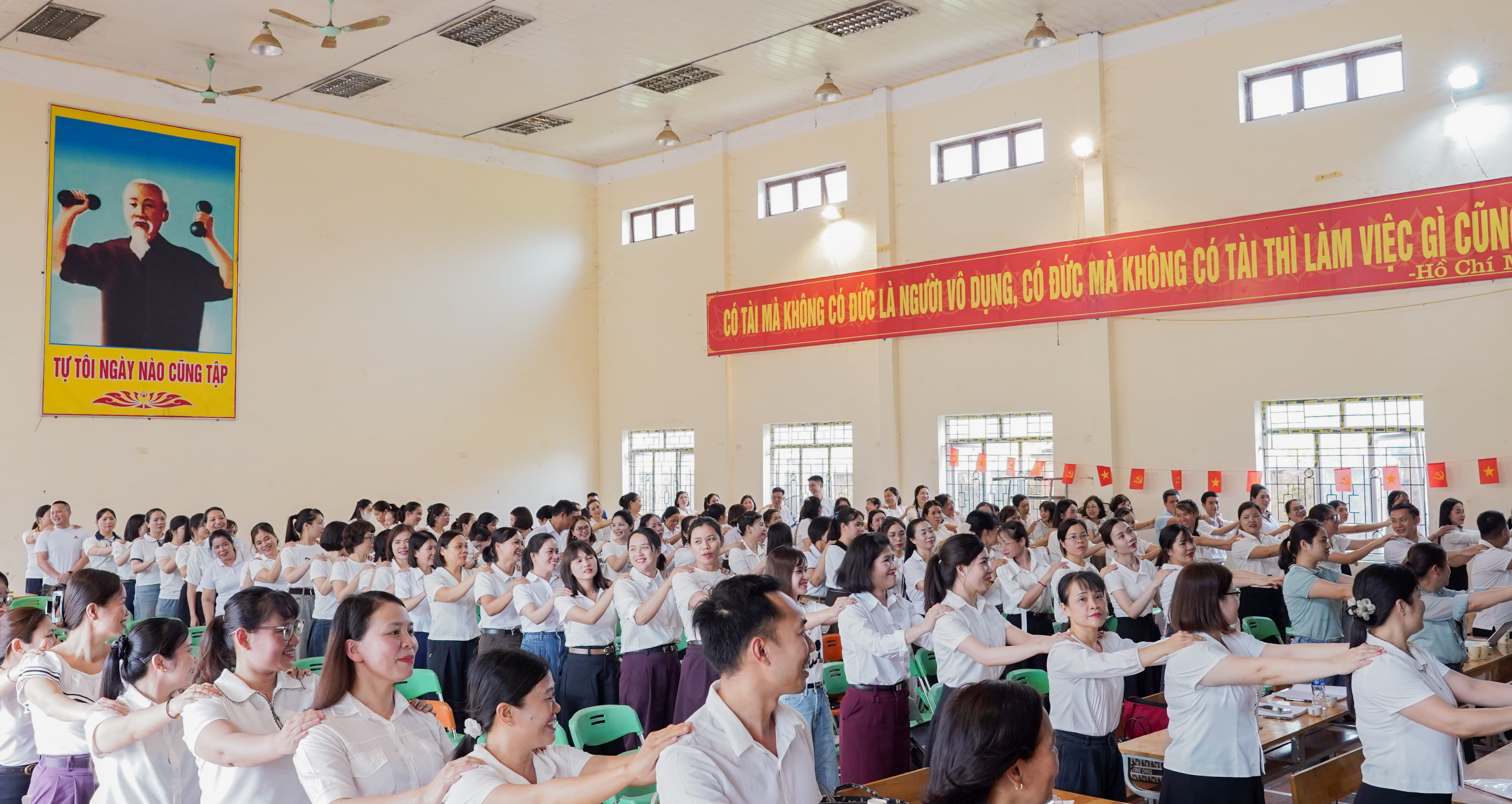 Nâng cao chất lượng giáo dục từ các hoạt động chuyên đề