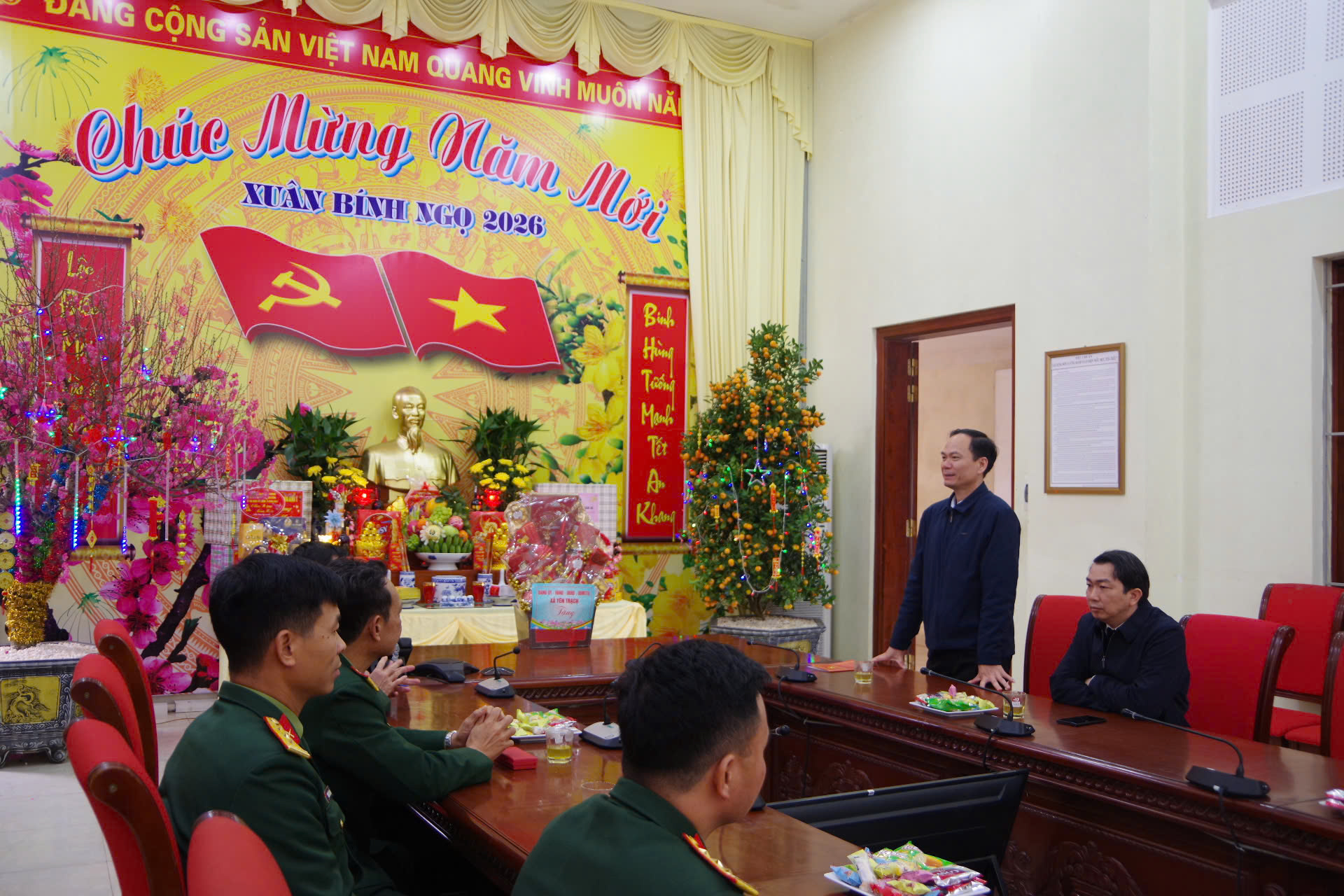 Anh-tin-bai