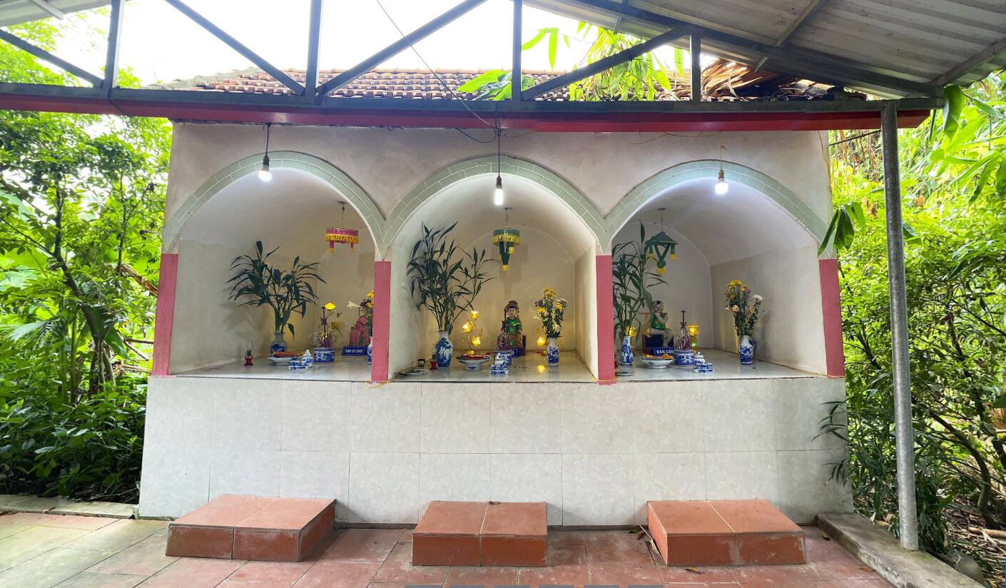 Di tích Đền Ấp Lươn