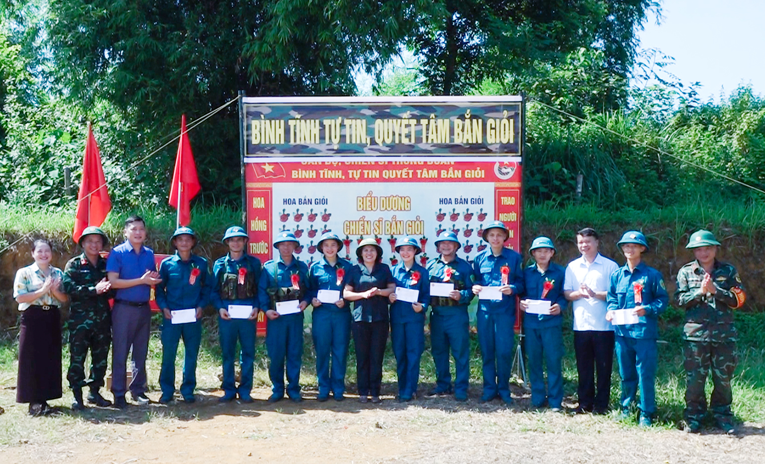100% chiến sỹ hoàn thành công tác huấn luyện năm 2026