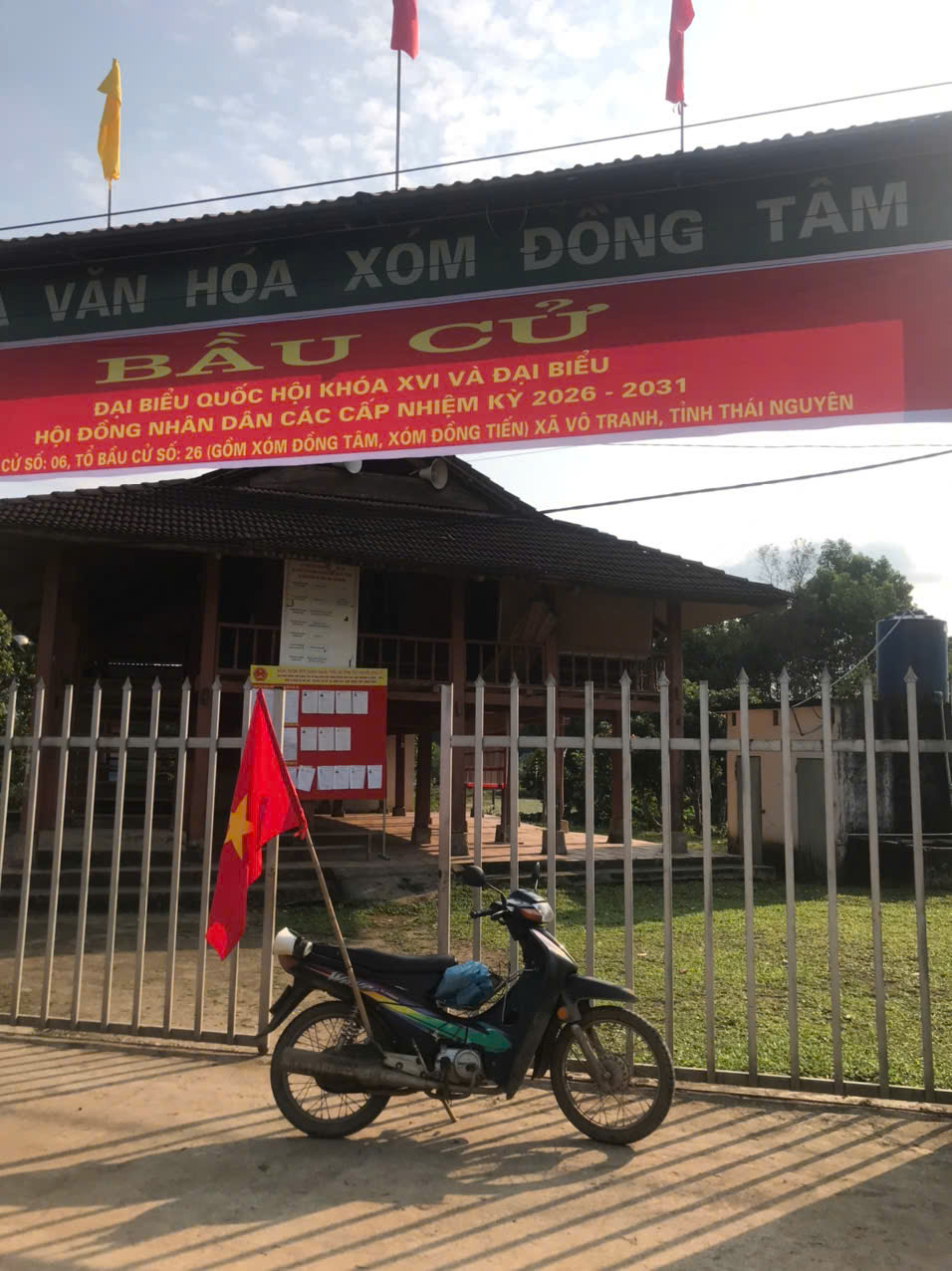 Anh-tin-bai