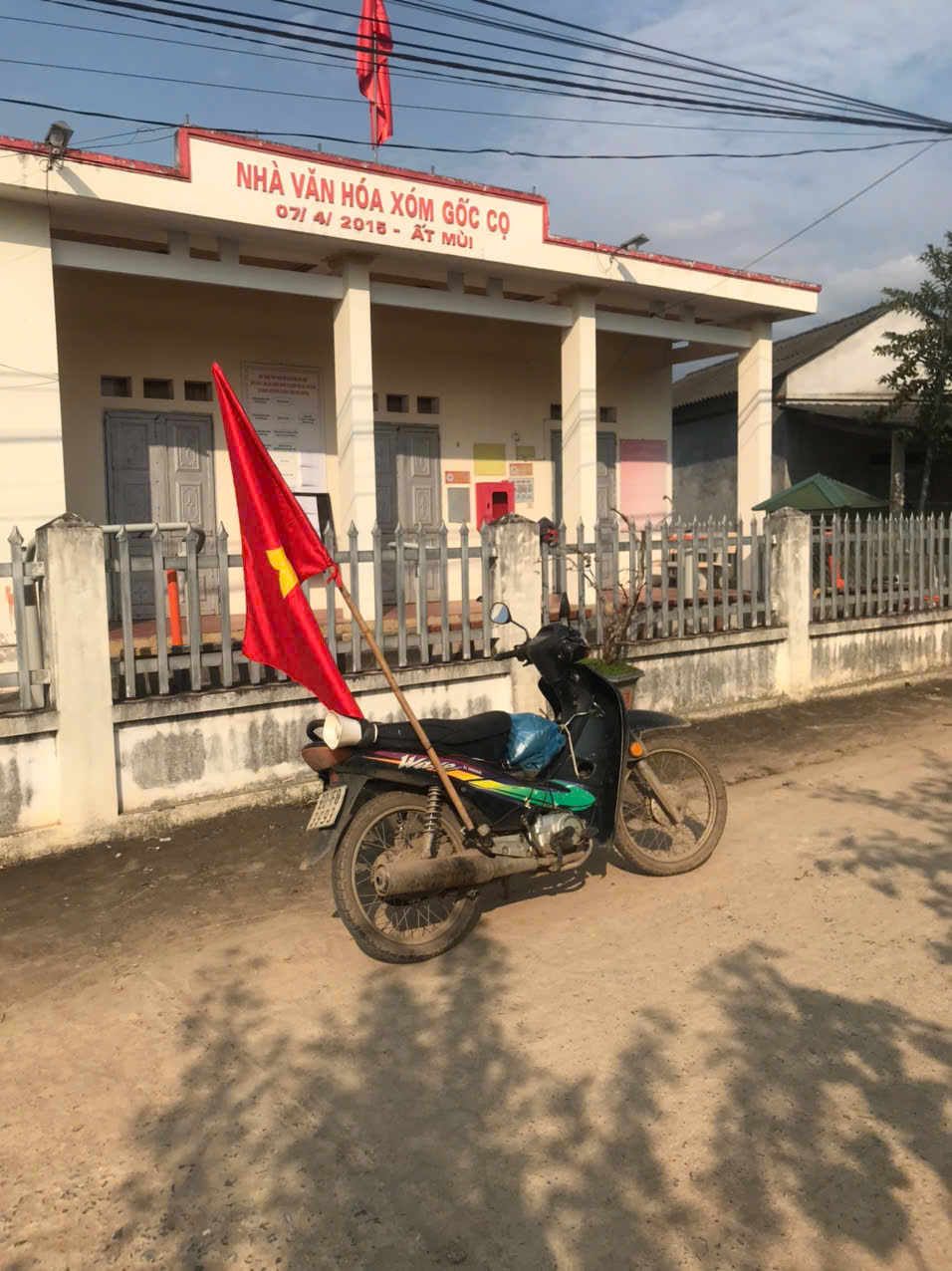 Anh-tin-bai
