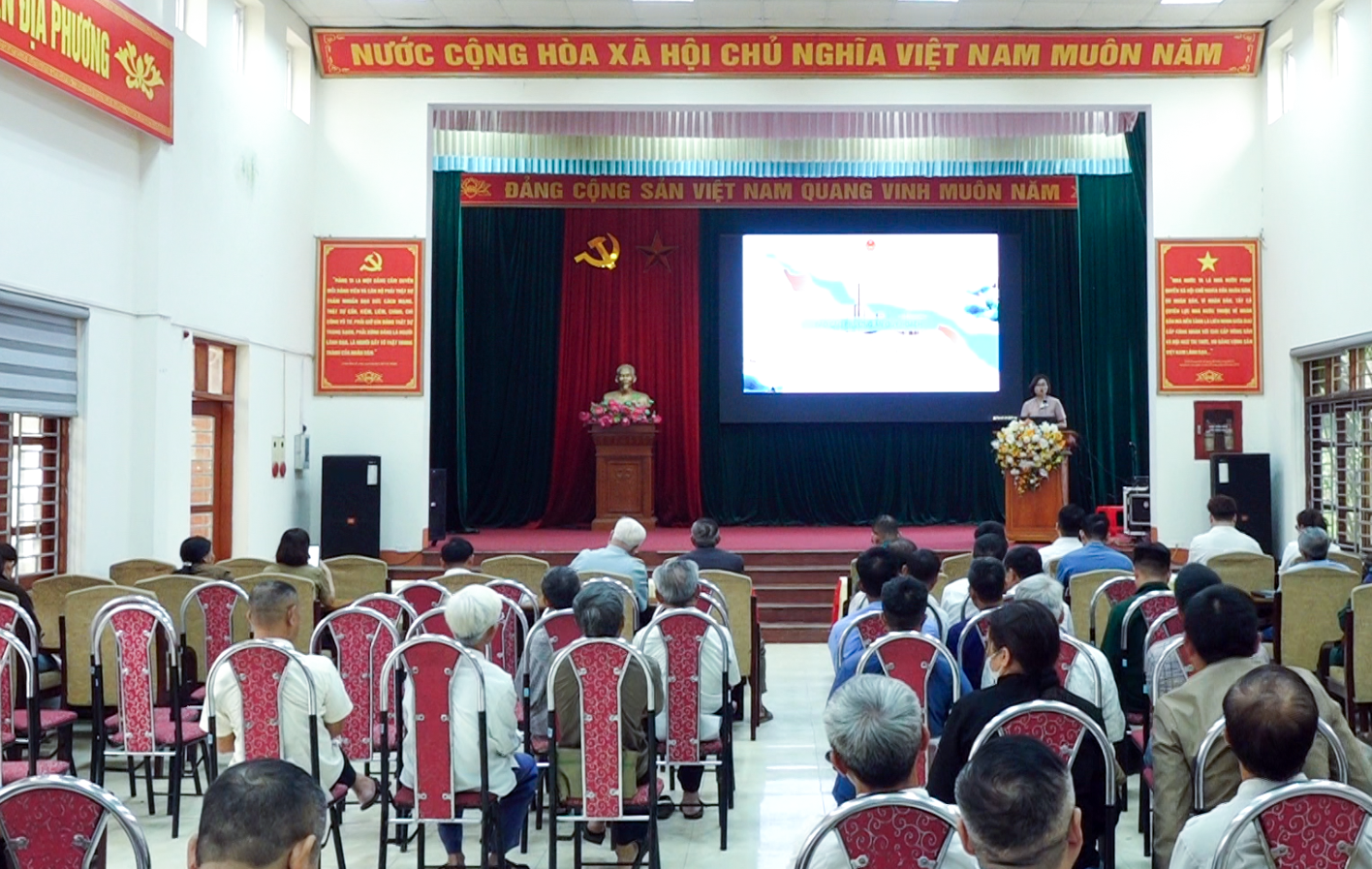 Hội nghị lấy ý kiến vào Quy hoạch chung xã Vô Tranh đến năm 2045