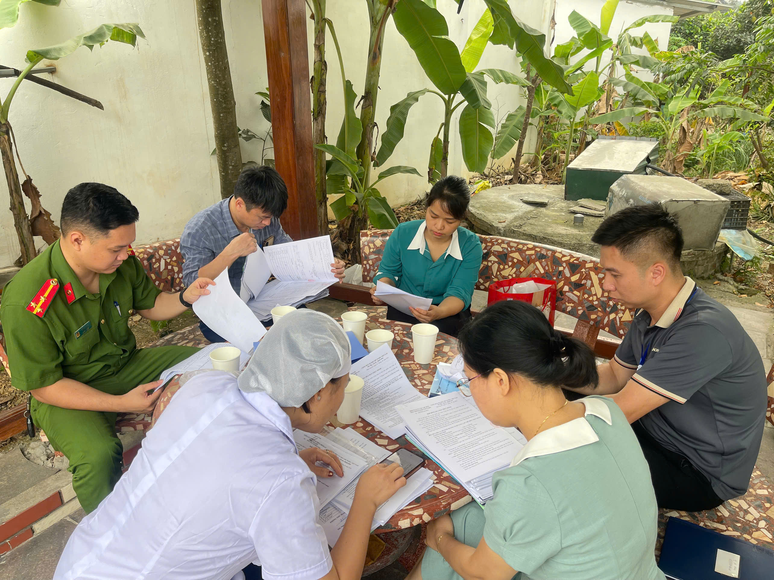 Tăng cường kiểm tra, giát sát và gắn với trách nhiệm đảm bảo an toàn thực phẩm ở Vô Tranh