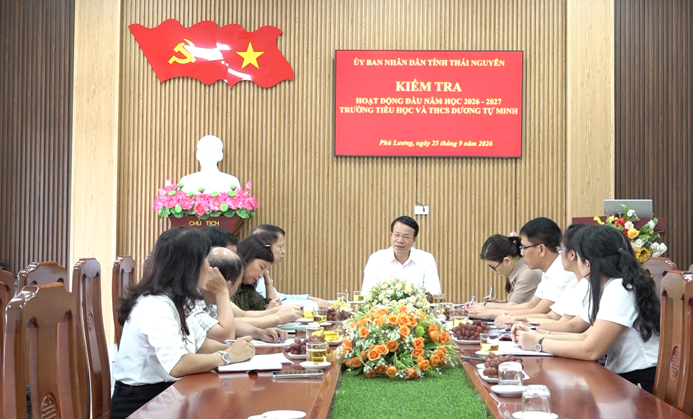 Quản lý chặt chẽ bữa ăn bán trú và các khoản thu trong trường học