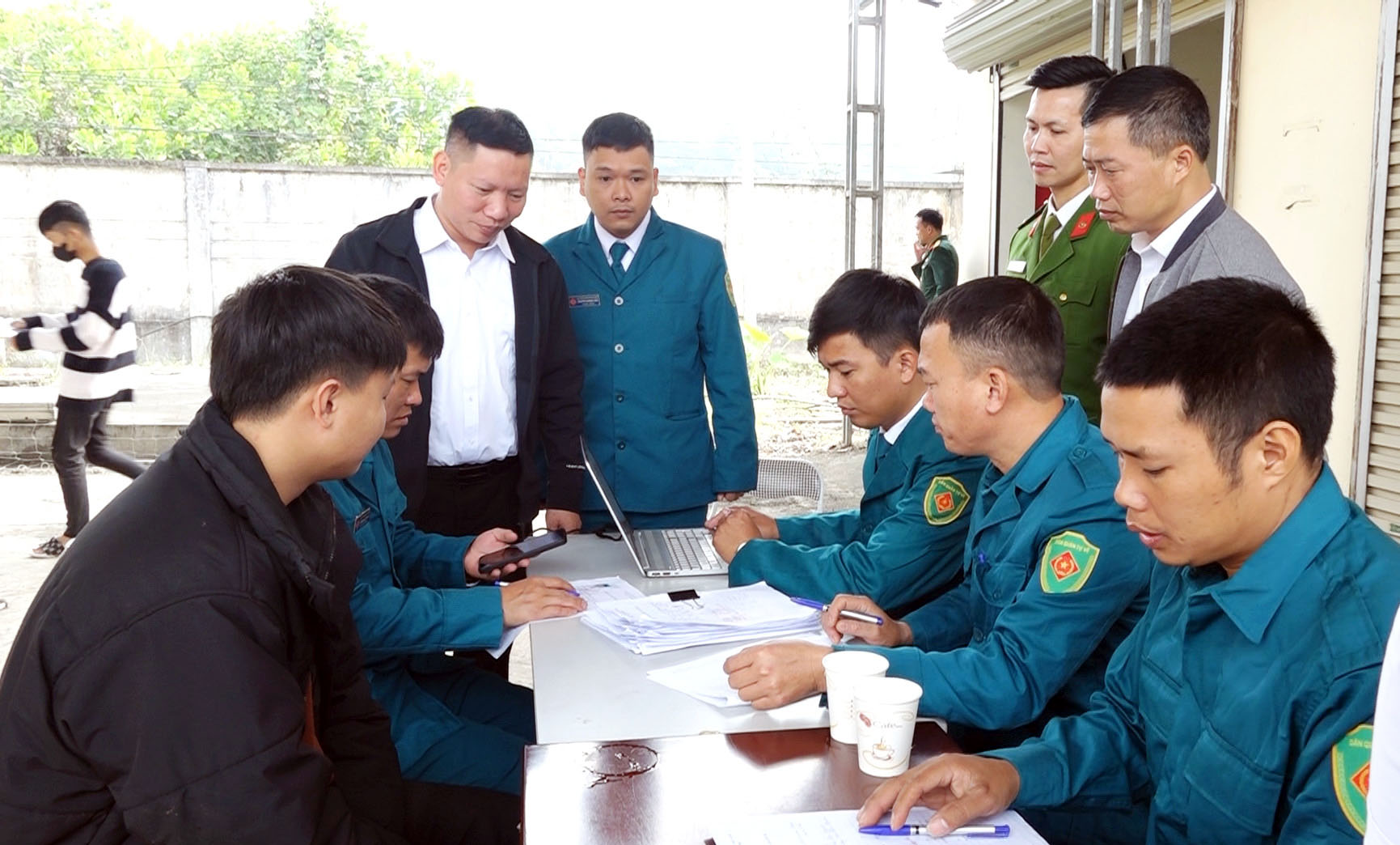 251 thanh niên trong độ tuổi nhập ngũ tham gia khám sức khỏe thực hiện nghĩa vụ quân sự và nghĩa vụ Công an Nhân dân năm 2026