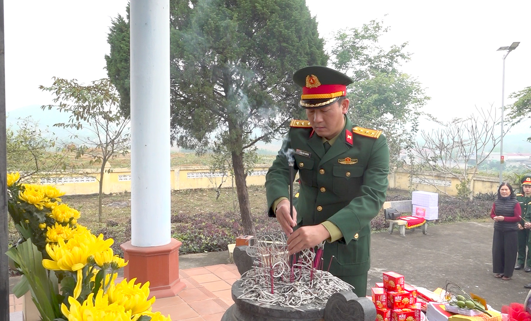 Anh-tin-bai