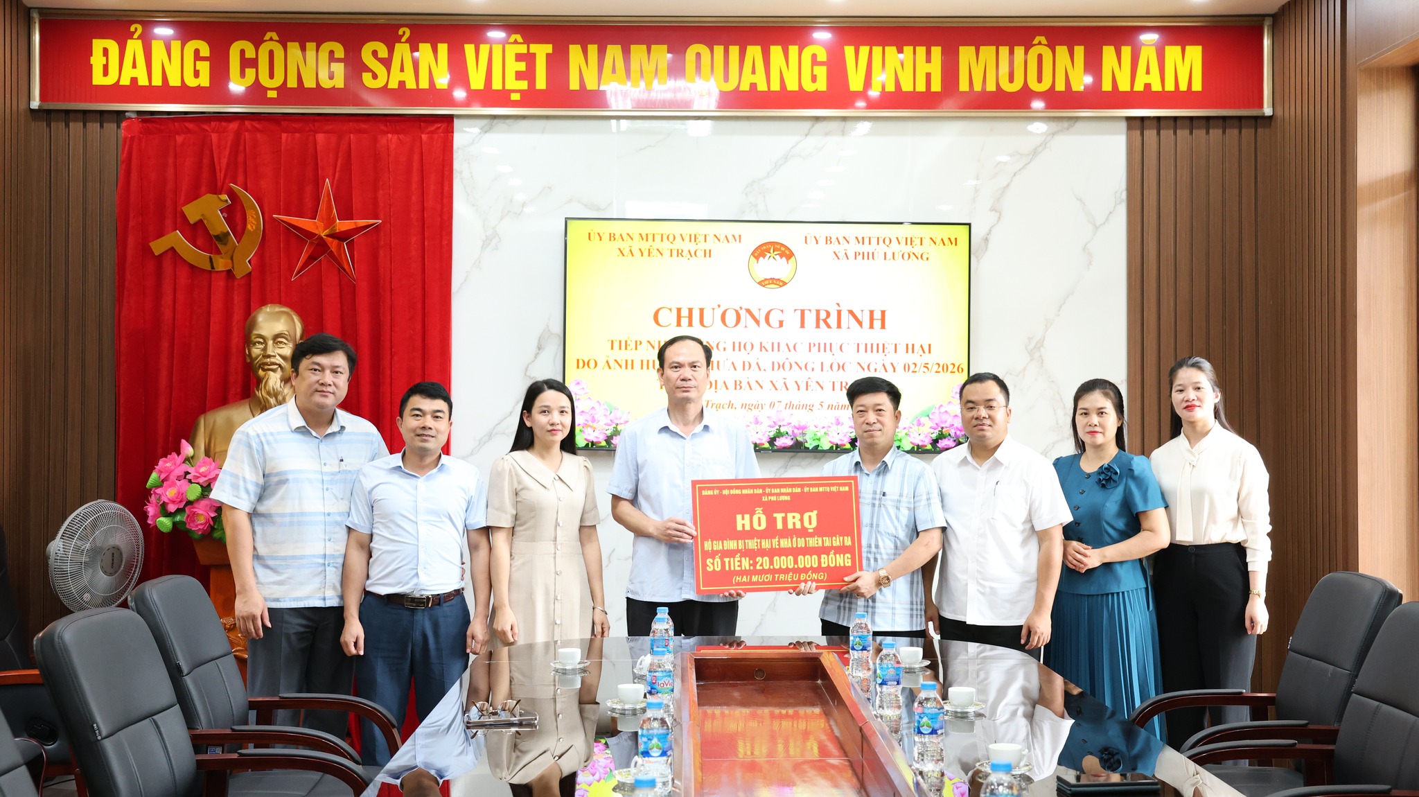 Anh-tin-bai
