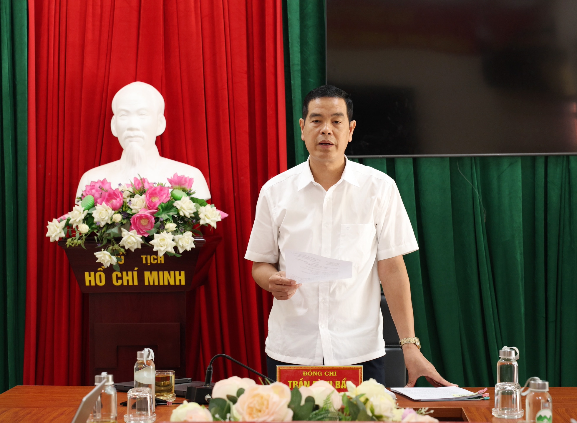 Anh-tin-bai