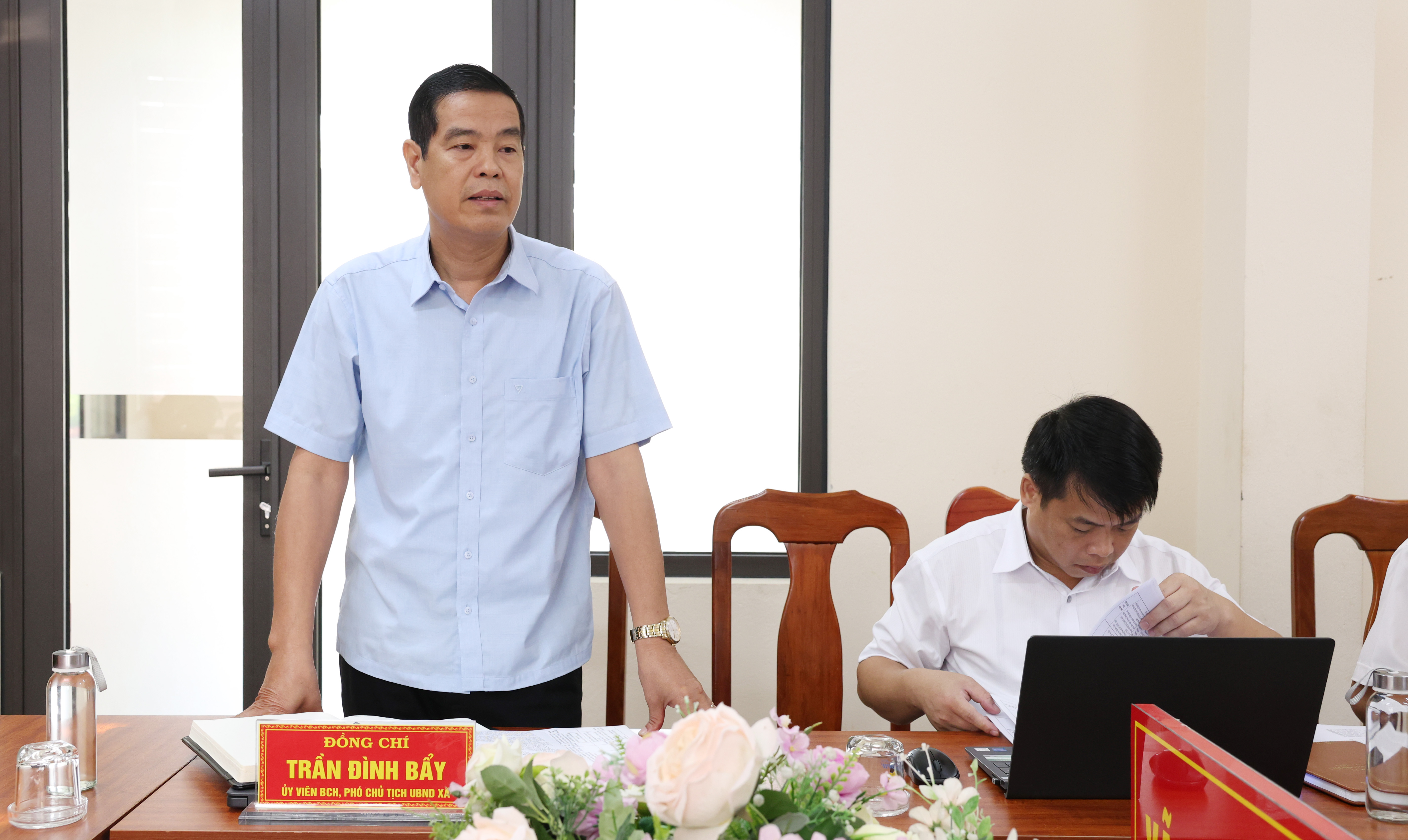 Anh-tin-bai