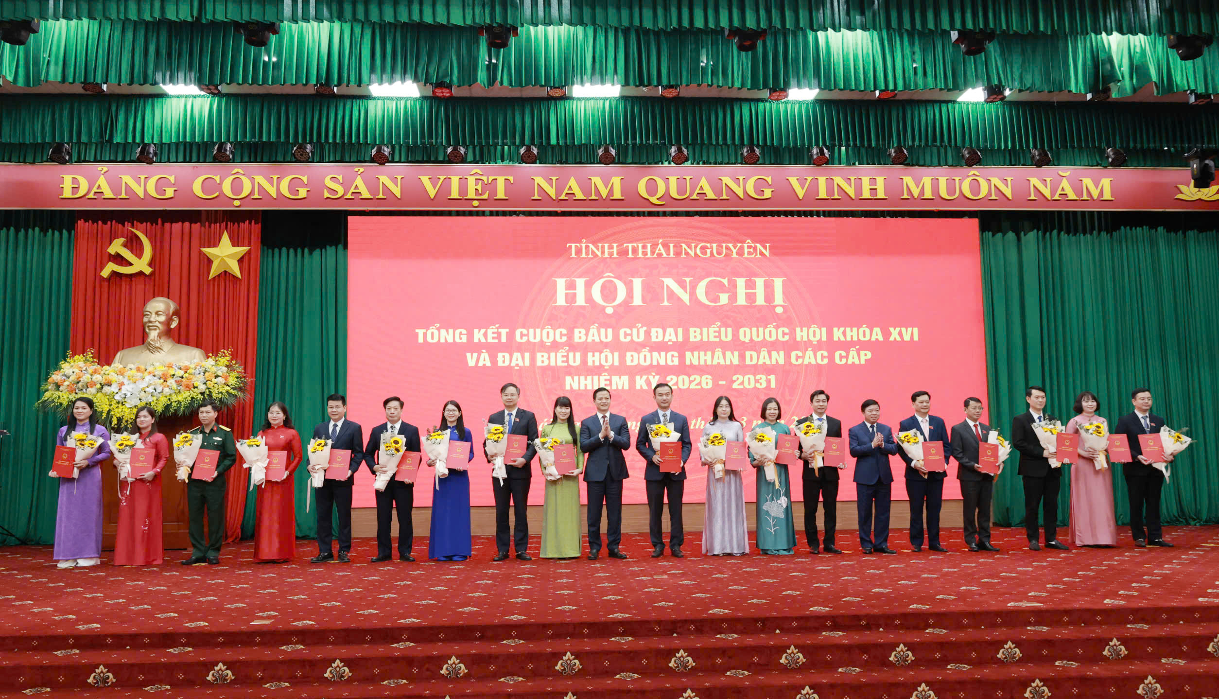 Xã Phú Lương: Vinh dự có 1 đại biểu trúng cử đại biểu HĐND tỉnh Thái Nguyên, nhiệm kỳ 2026 - 2031 và 1 cá nhân được nhận khen thưởng của tỉnh vì có thành tích xuất sắc trong công tác bầu cử