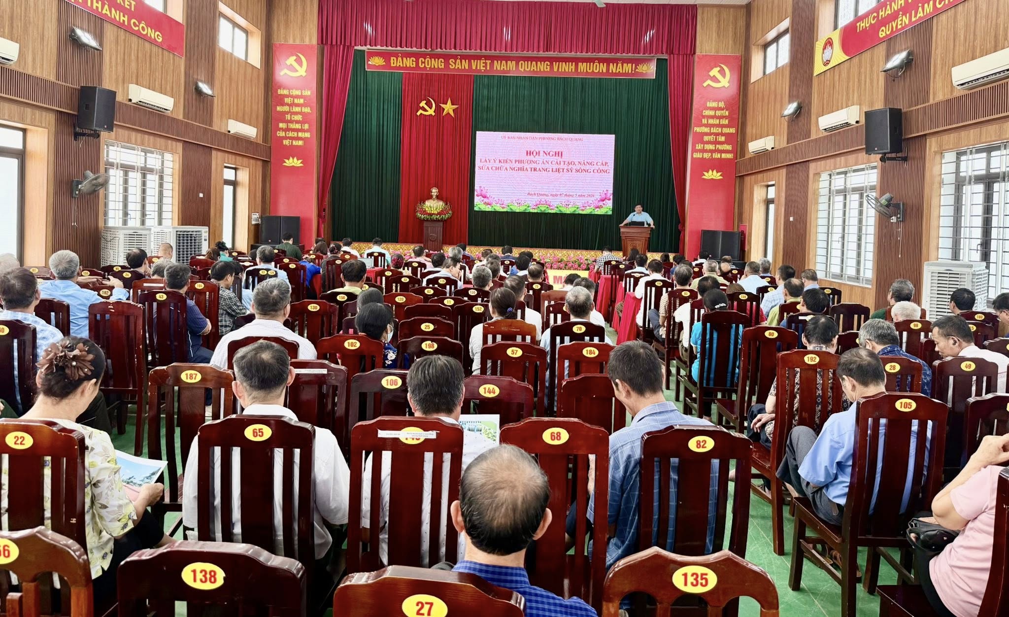PHƯỜNG BÁCH QUANG LẤY Ý KIẾN PHƯƠNG ÁN CẢI TẠO, NÂNG CẤP, SỬA CHỮA NGHĨA TRANG LIỆT SĨ SÔNG CÔNG