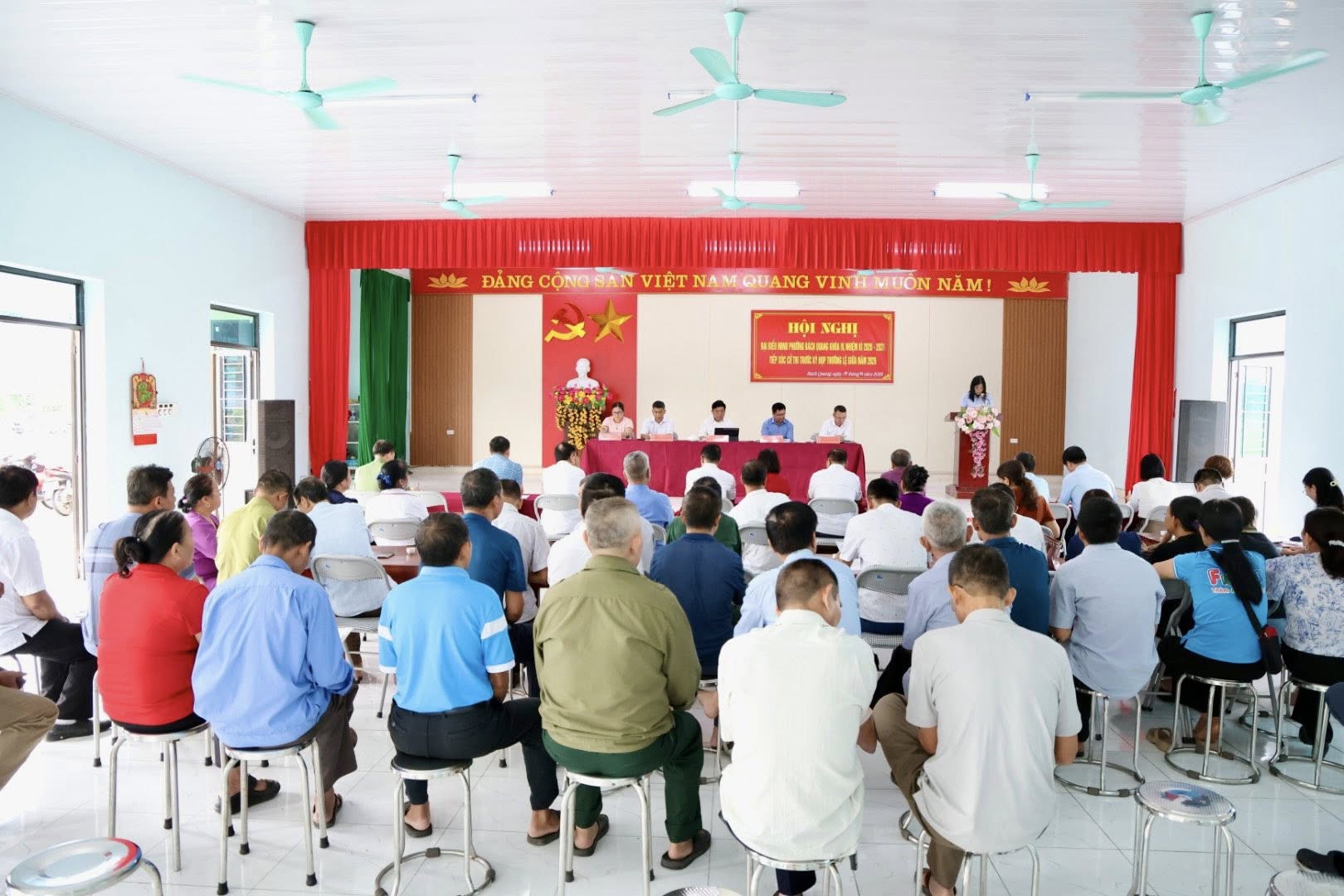 HỘI NGHỊ TIẾP XÚC CỬ TRI TRƯỚC KỲ HỌP THƯỜNG LỆ GIỮA NĂM 2026 HĐND PHƯỜNG BÁCH QUANG KHÓA IV