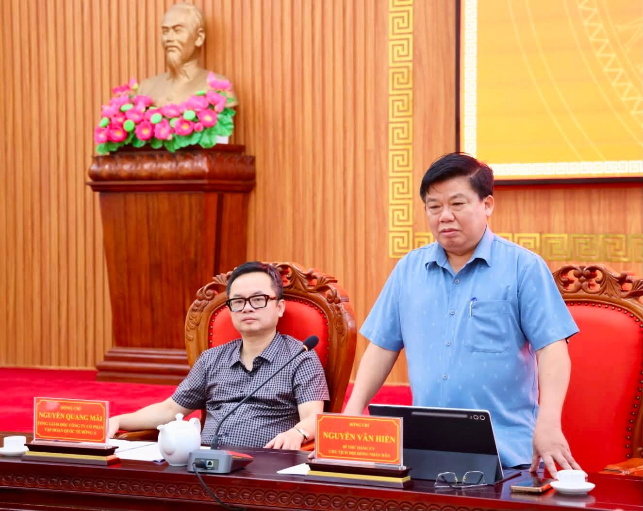 Anh-tin-bai