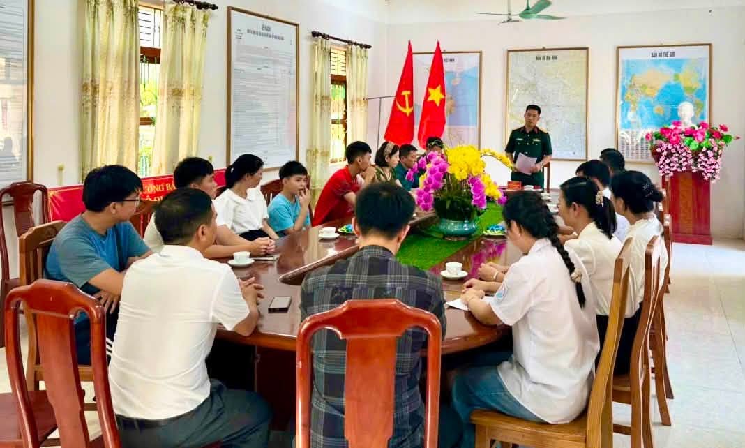 Anh-tin-bai