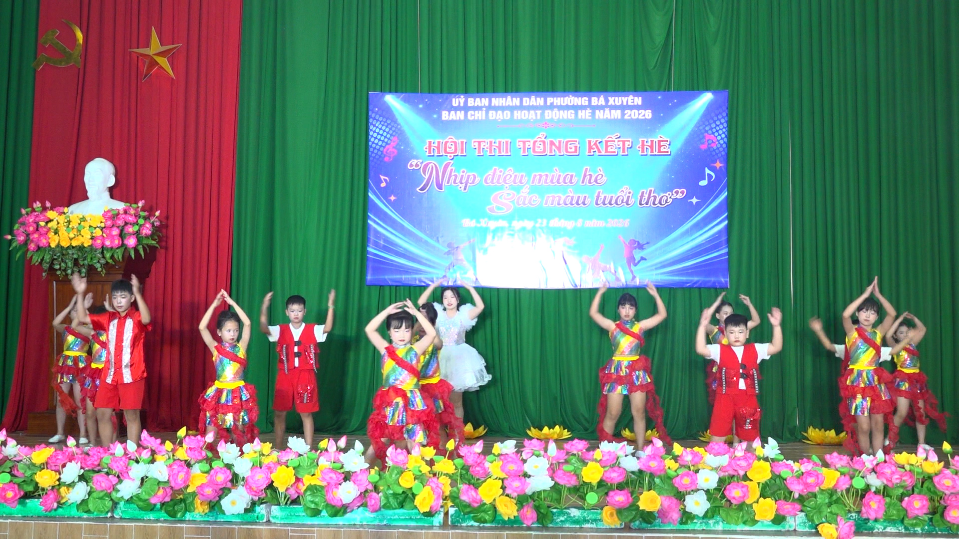 Anh-tin-bai