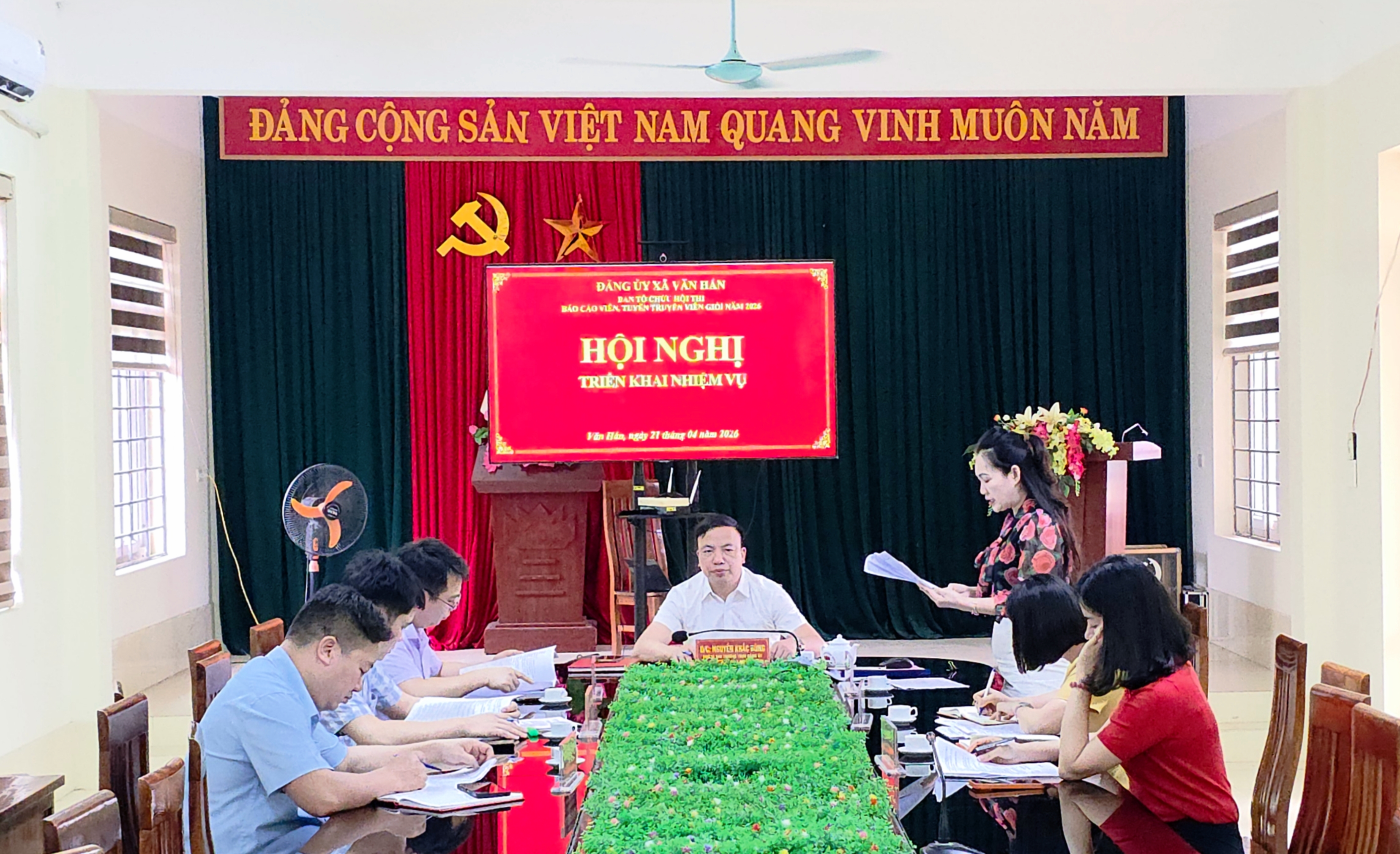  Đảng ủy xã Văn Hán tổ chức Hội nghị triển khai nhiệm vụ Hội thi Báo cáo viên, tuyên truyền viên giỏi năm 2026