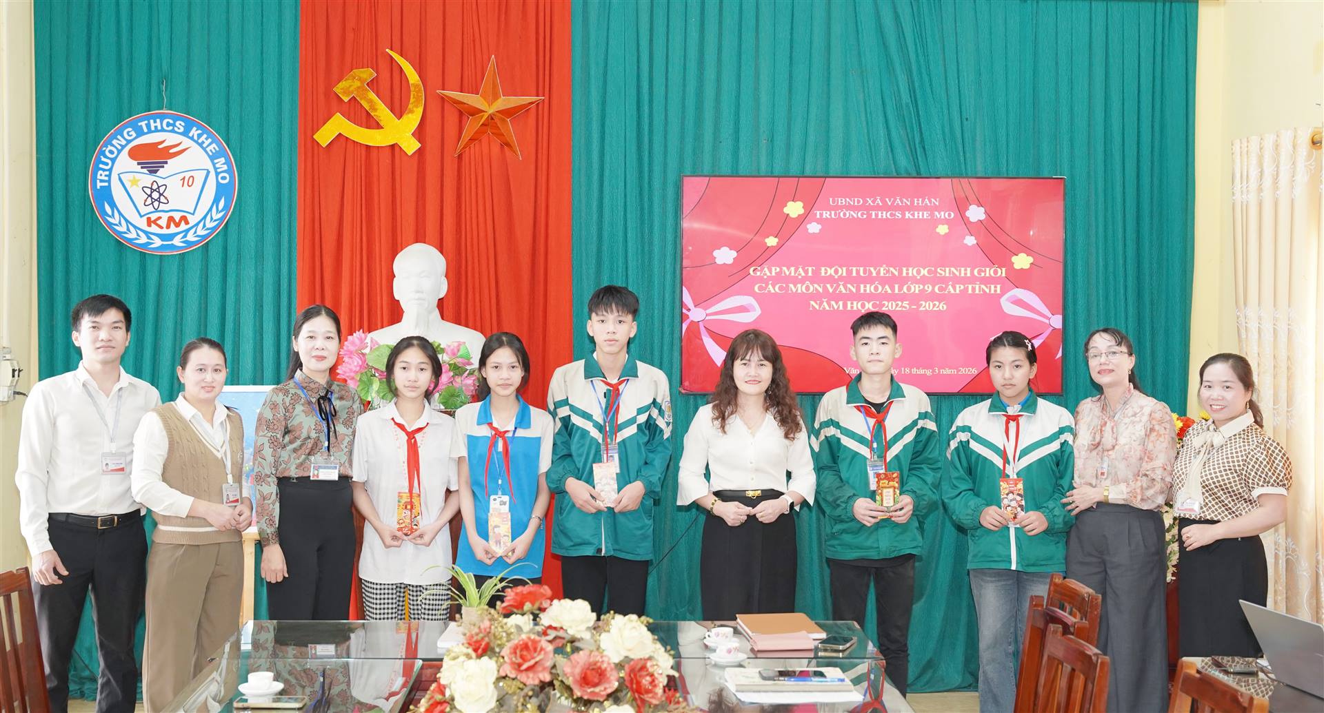 Anh-tin-bai