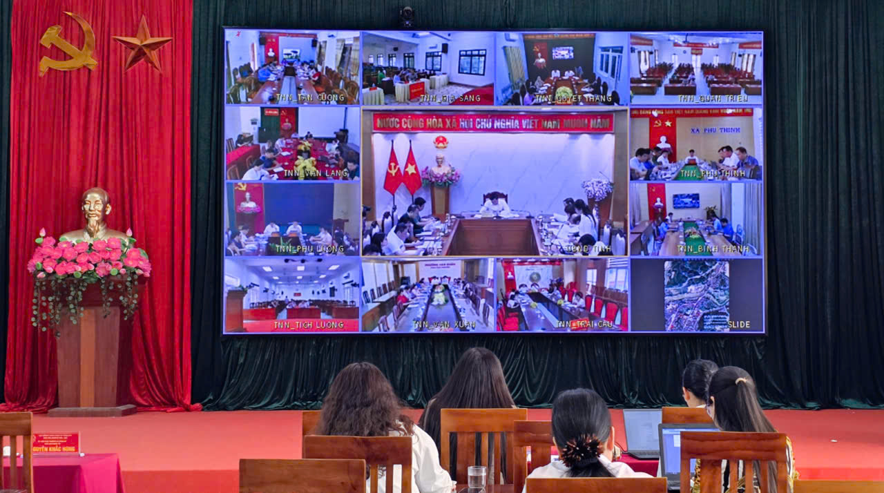 Hội nghị trực tiếp kết hợp trực tuyến với 92 xã, phường nhằm triển khai phương án sắp xếp, xử lý tài sản công sau sắp xếp tổ chức bộ máy và thực hiện mô hình chính quyền địa phương hai cấp