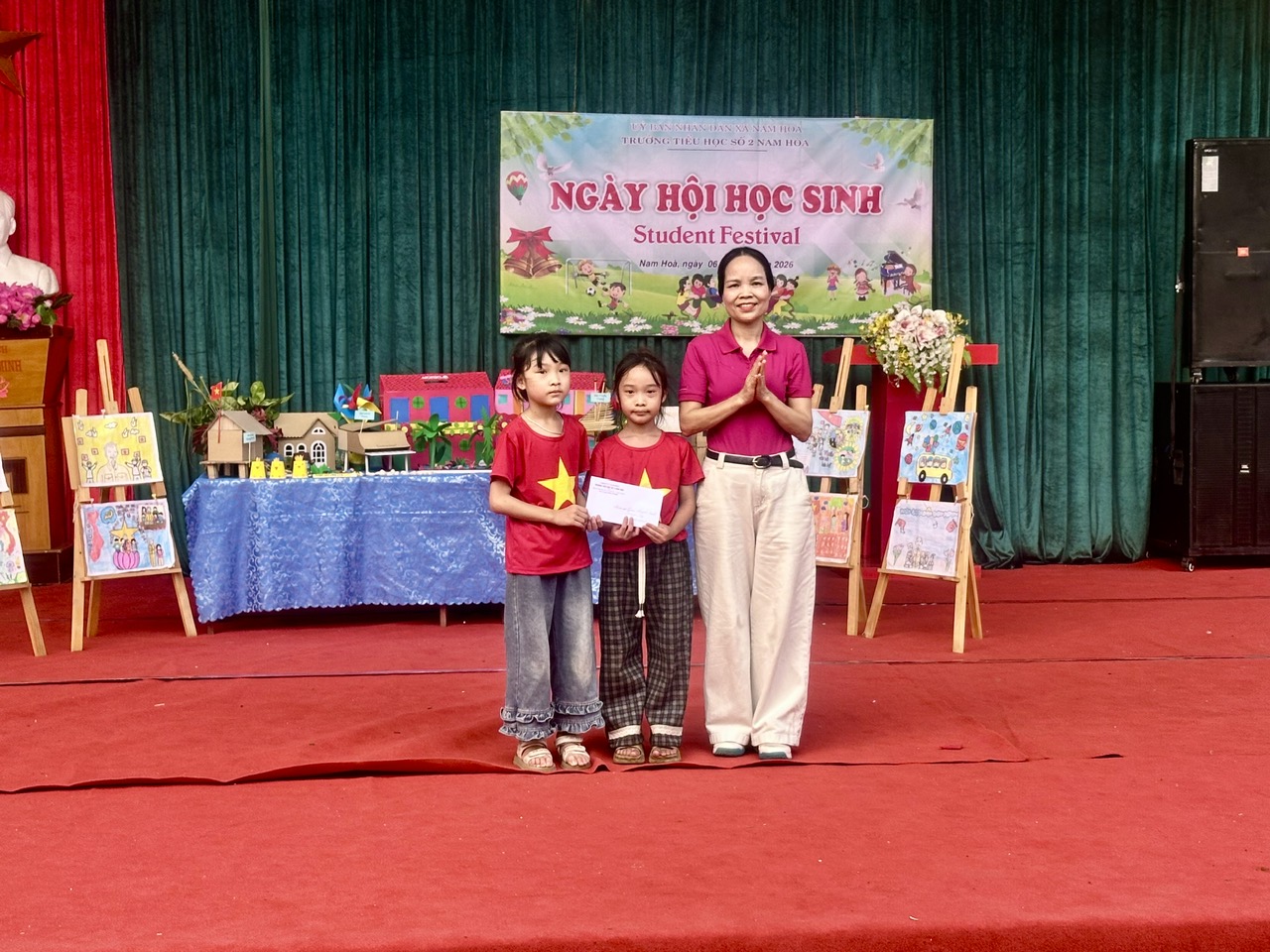 Anh-tin-bai