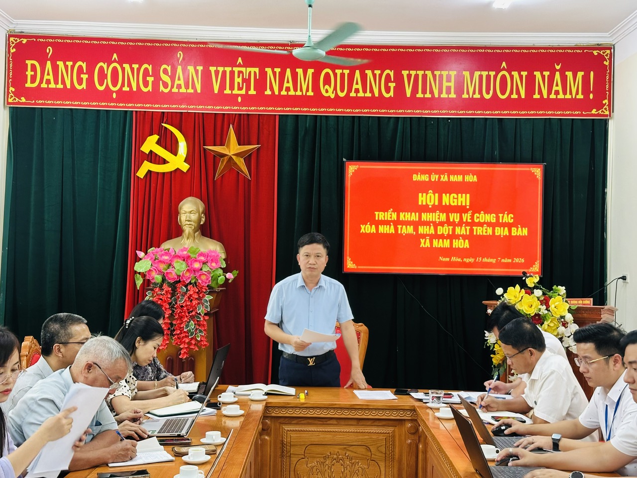 ĐẢNG ỦY XÃ NAM HÒA TỔ CHỨC HỘI NGHỊ TRIỂN KHAI  CÔNG TÁC XÓA NHÀ TẠM, NHÀ DỘT NÁT TRÊN ĐỊA BÀN XÃ