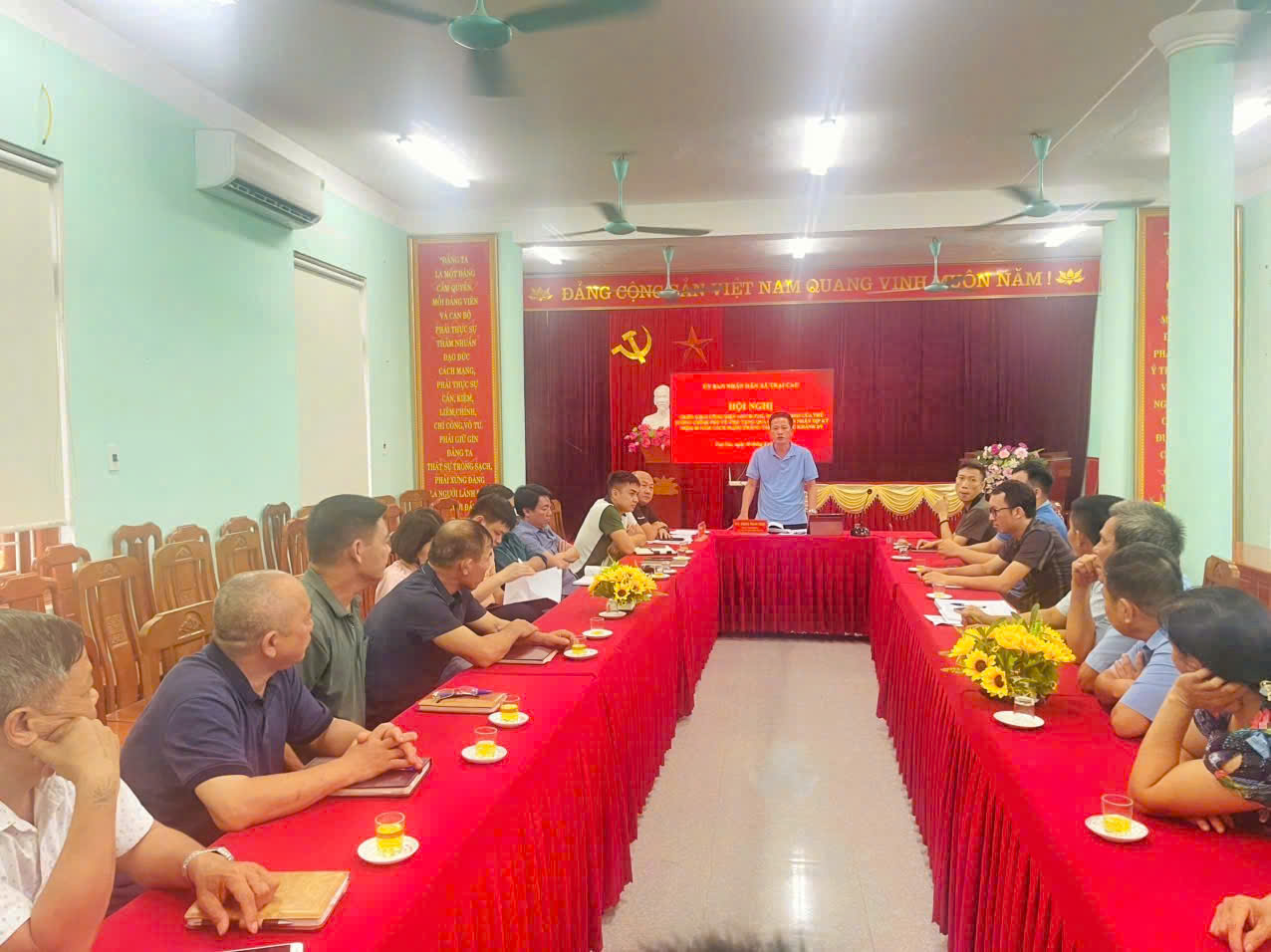 XÃ TRẠI CAU TỔ CHỨC HỘI NGHỊ TRIỂN KHAI CÔNG ĐIỆN SỐ: 149/CĐ-TTg NGÀY 28/8/2025 CỦA THỦ TƯỚNG CHÍNH PHỦ VỀ VIỆC TẶNG QUÀ NGƯỜI DÂN NHÂN DỊP KỶ NIỆM 80 NĂM CÁCH MẠNG THÁNG TÁM VÀ QUỐC KHÁNH 2/9