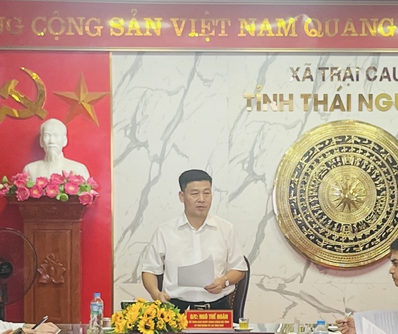 Anh-tin-bai