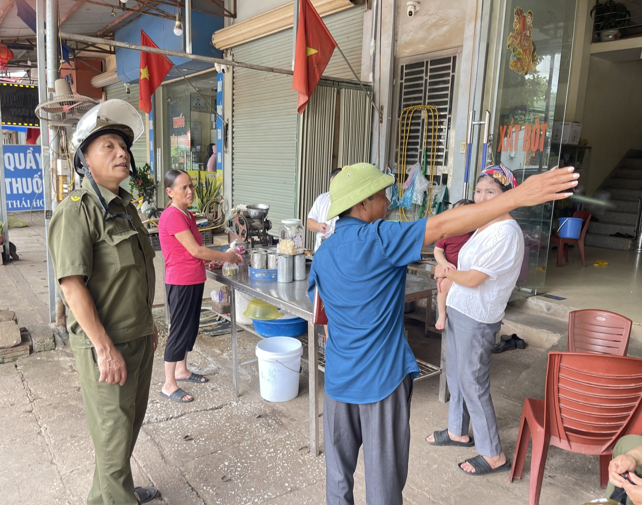 Anh-tin-bai