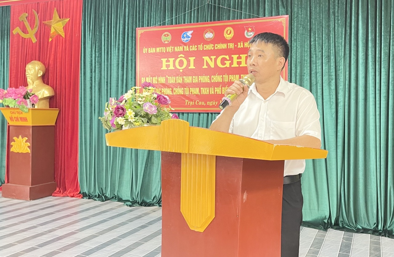 Anh-tin-bai