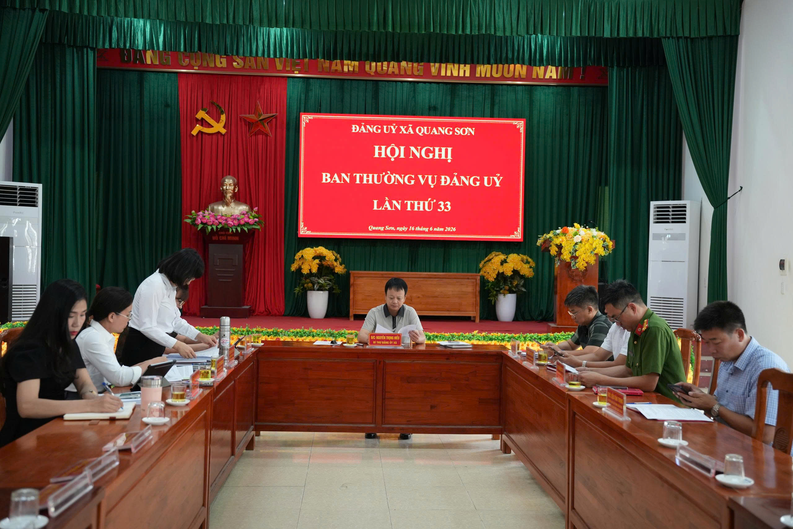 ĐẢNG ỦY XÃ QUANG SƠN TỔ CHỨC HỘI NGHỊ BAN THƯỜNG VỤ LẦN THỨ 33 VÀ HỘI NGHỊ BAN CHẤP HÀNH ĐẢNG BỘ XÃ LẦN THỨ 19