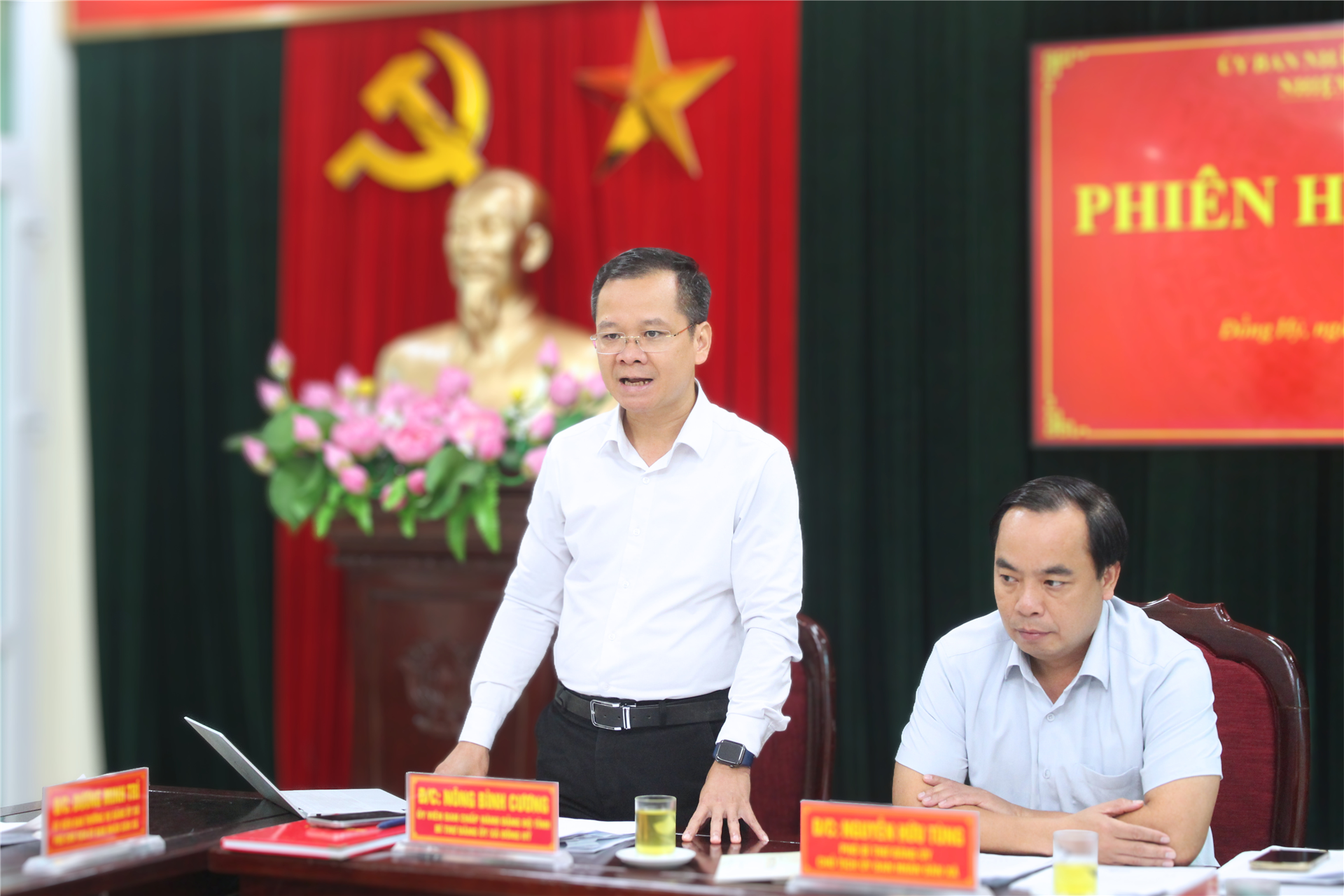 Anh-tin-bai