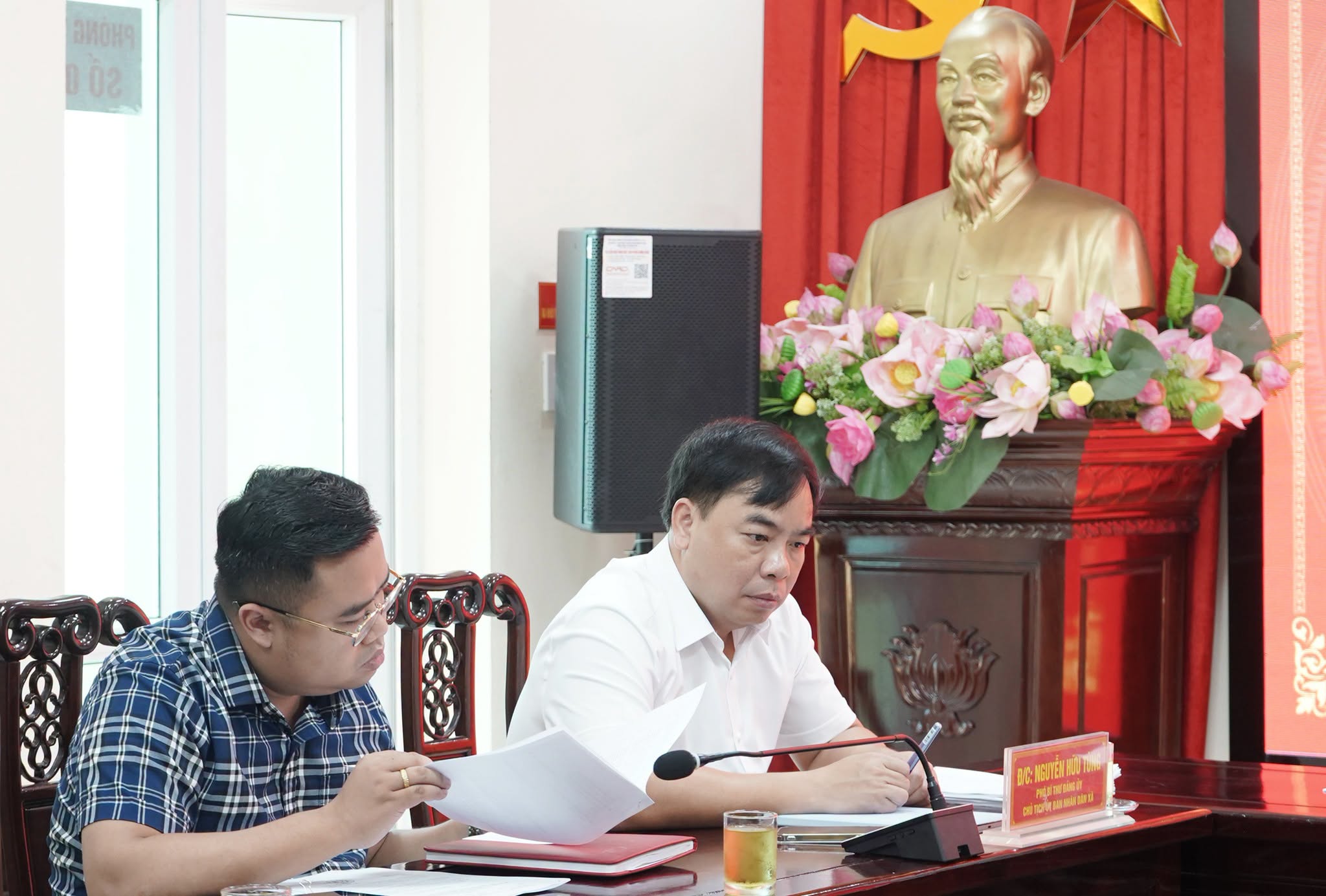 Anh-tin-bai