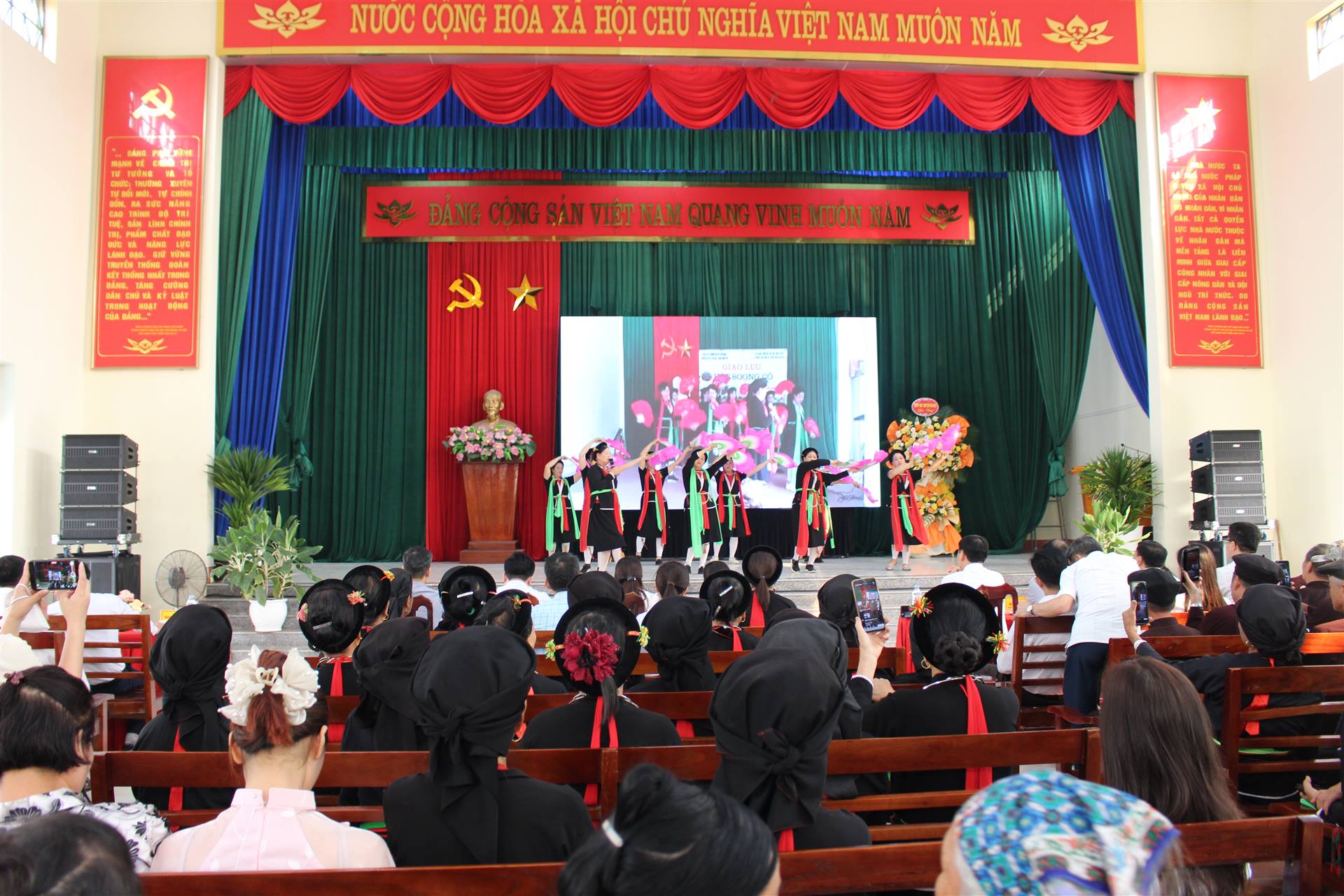 TÂN KHÁNH RA MẮT THƯ VIỆN, TRUNG TÂM SINH HOẠT VĂN HÓA VÀ CHĂM SÓC SỨC KHỎE CỘNG ĐỒNG, CÂU LẠC BỘ VĂN HÓA DÂN GIAN DÂN TỘC SÁN DÌU