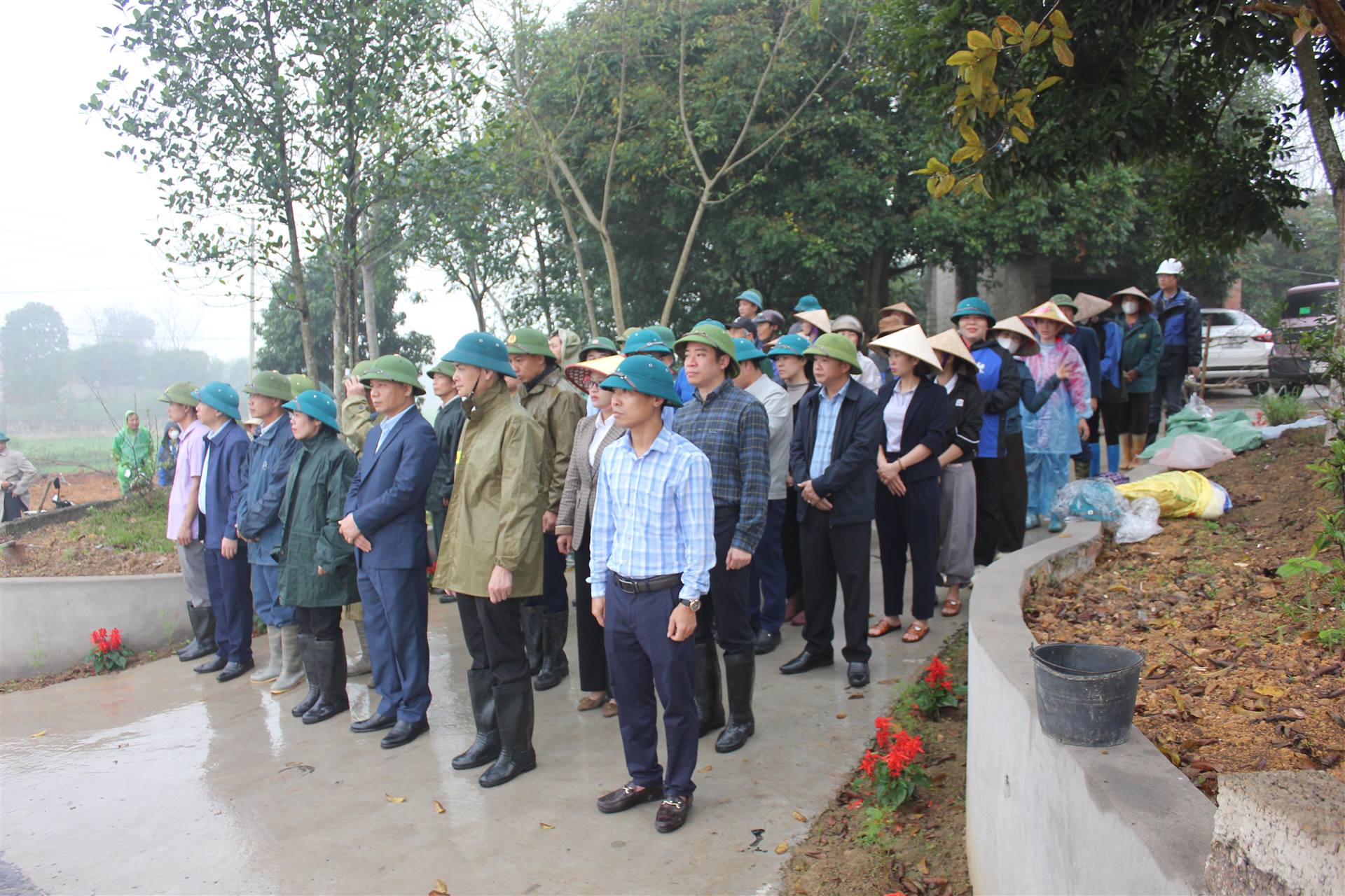 Đảng uỷ - HĐND - UBND - UBMTTQ xã Tân Khánh tiếp tục ra quân hưởng ứng “Tết trồng cây đời đời nhớ ơn Bác Hồ” Xuân Bính Ngọ 2026.