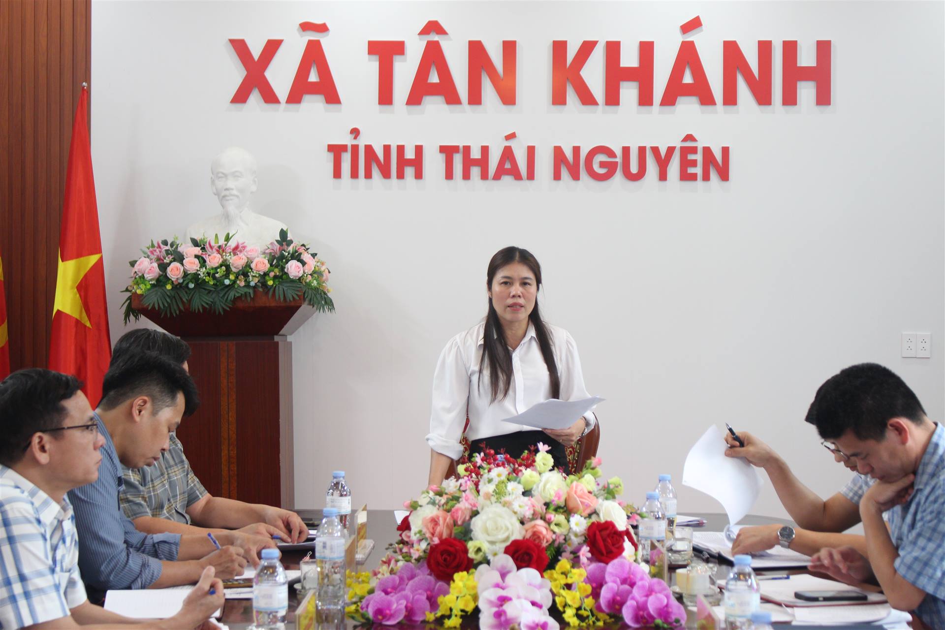 Anh-tin-bai