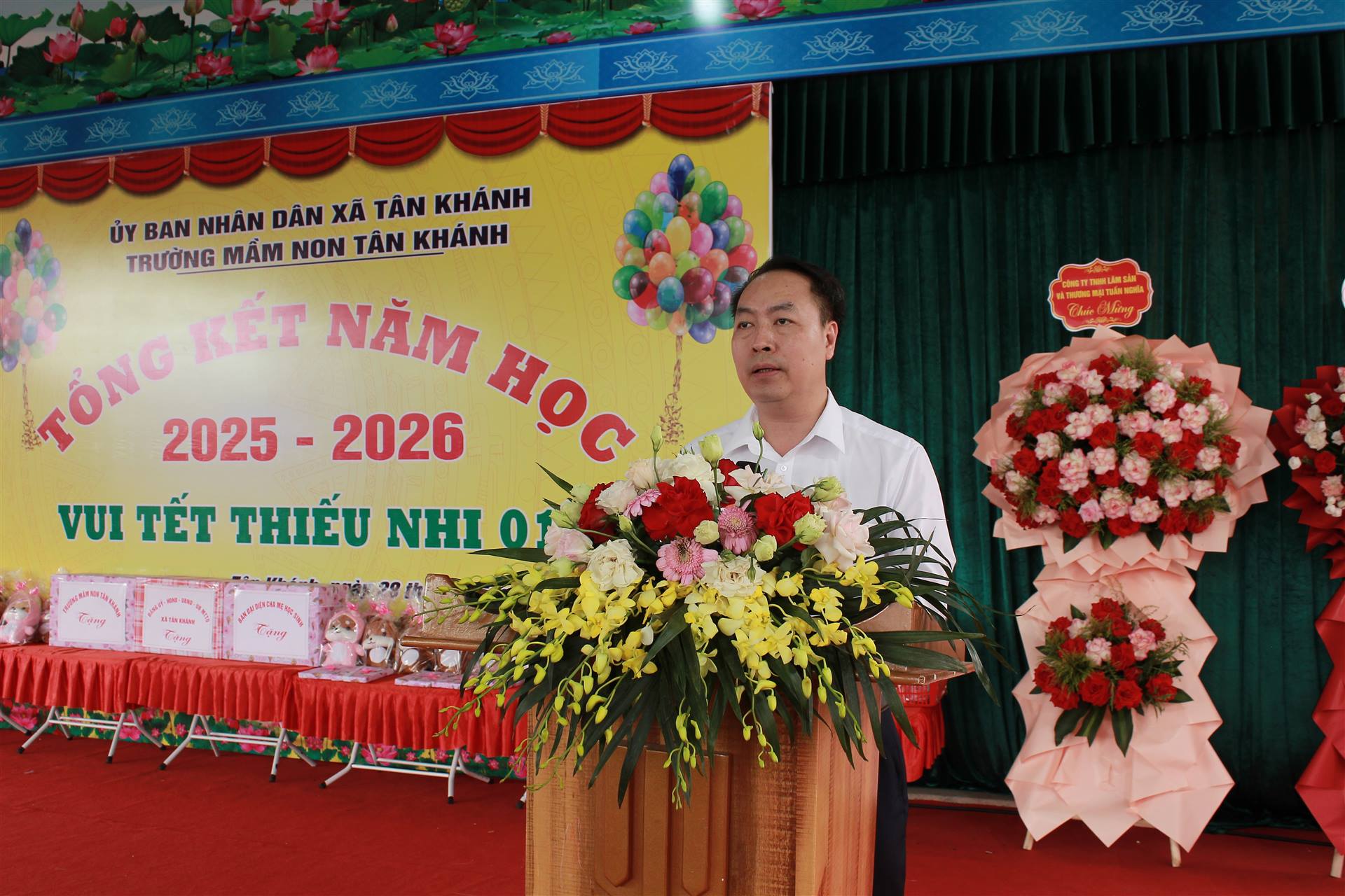 Anh-tin-bai