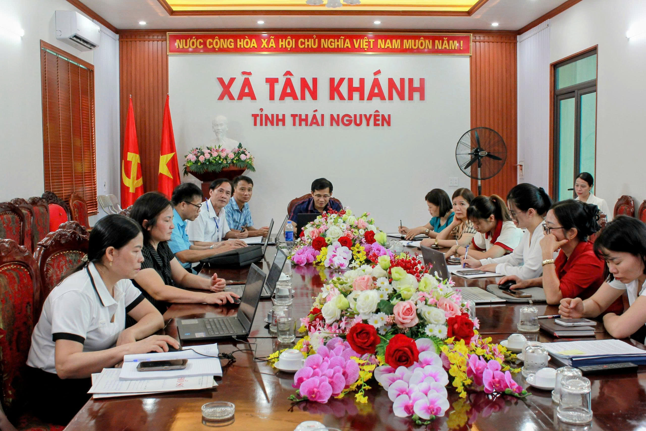 Xã Tân Khánh tham dự Hội nghị trực tuyến tập huấn, hướng dẫn, trao đổi các vấn đề liên quan đến hoạt động sáng kiến trên địa bàn tỉnh Thái Nguyên
