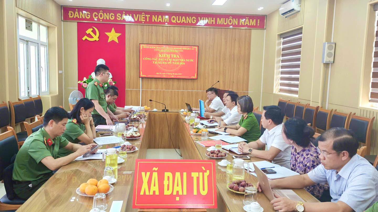 XÃ ĐẠI TỪ LÀM VIỆC VỚI ĐOÀN KIỂM TRA CÔNG TÁC BẢO VỆ BÍ MẬT NHÀ NƯỚC