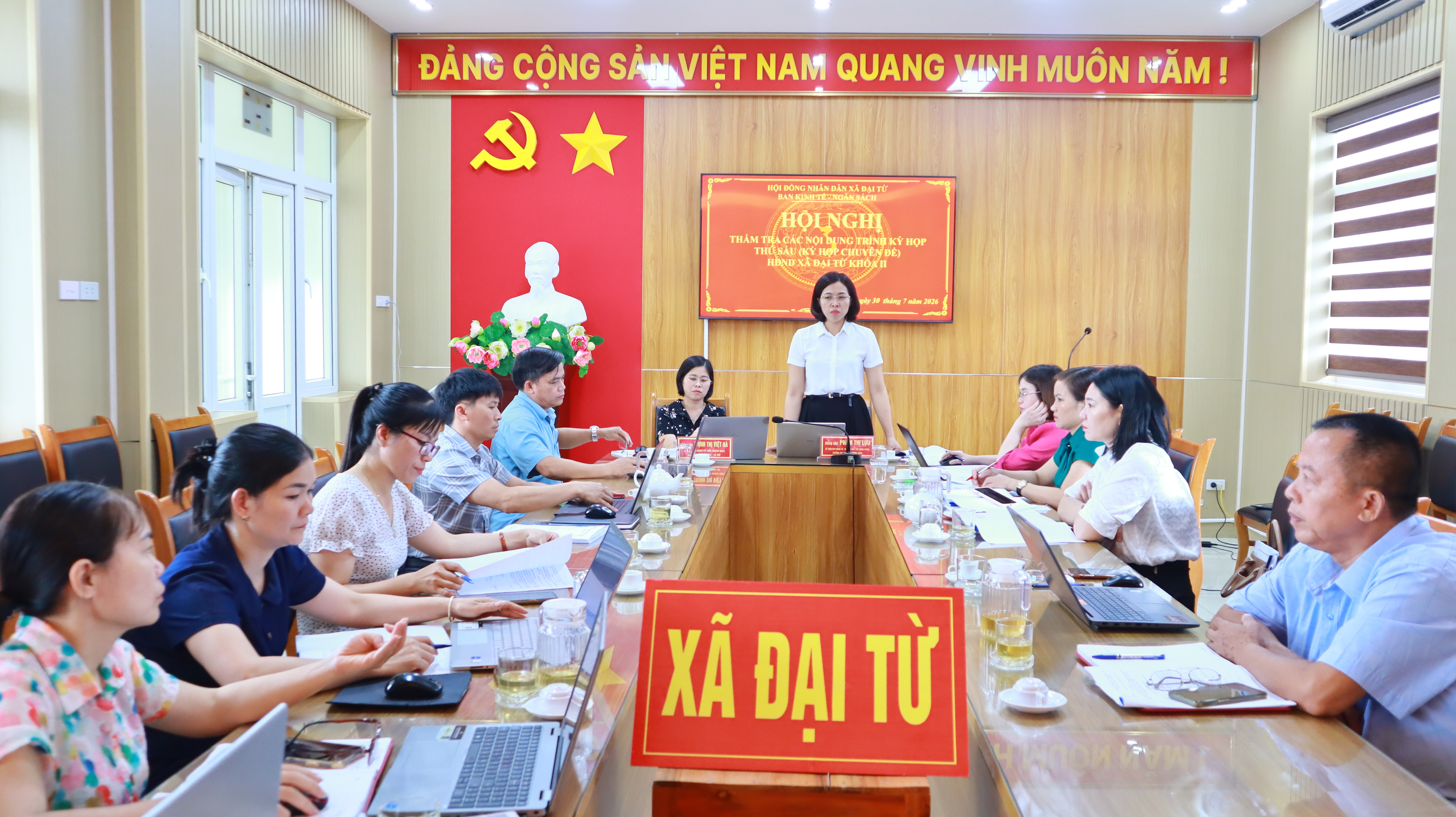 HAI BAN HỘI ĐỒNG NHÂN DÂN XÃ ĐẠI TỪ THẨM TRA CÁC NỘI DUNG TRÌNH KỲ HỌP THỨ VI HỘI ĐỒNG NHÂN DÂN XÃ