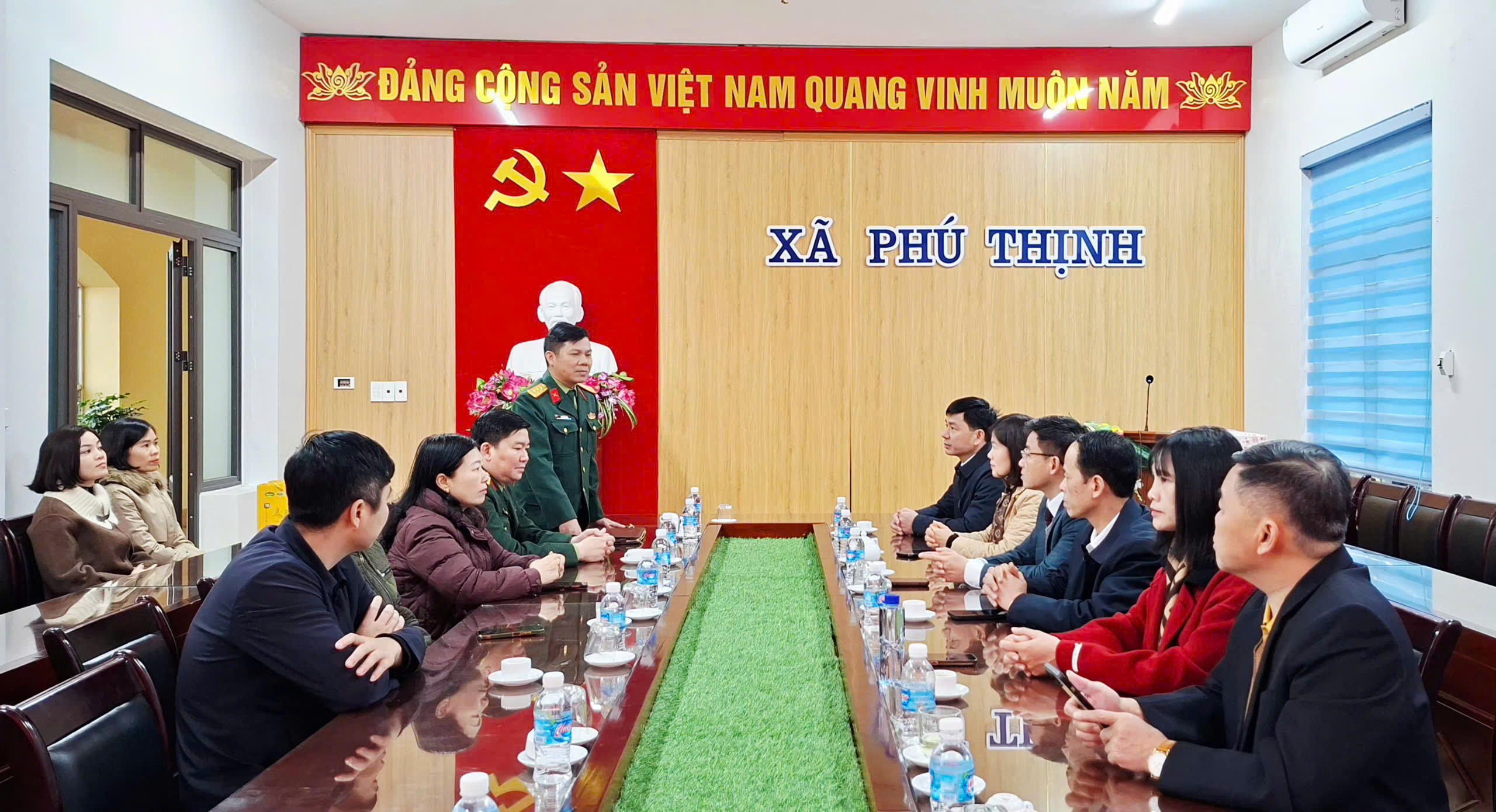 Anh-tin-bai