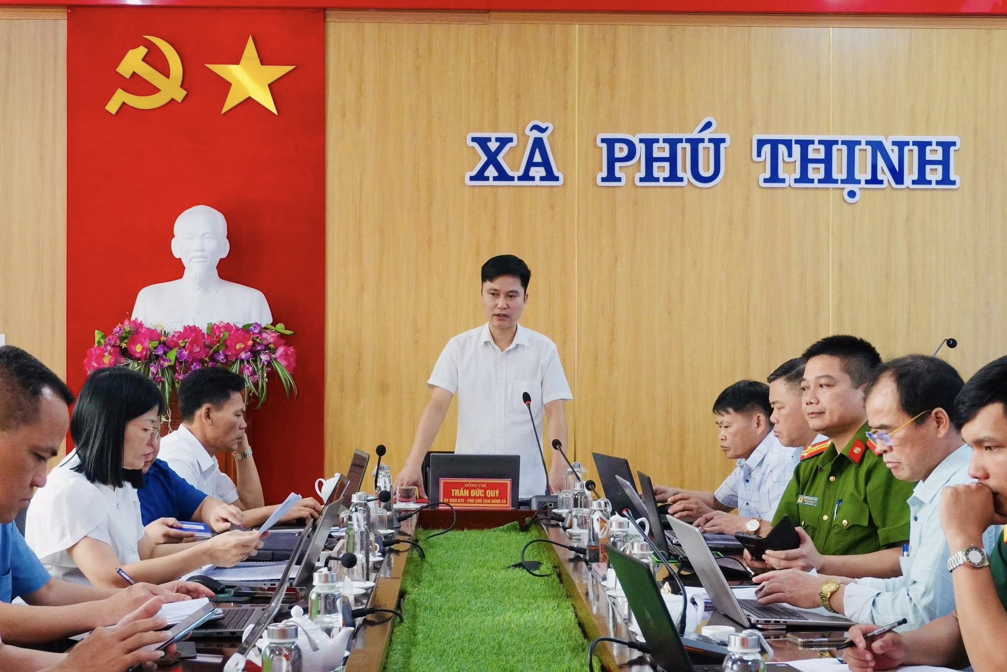 Anh-tin-bai