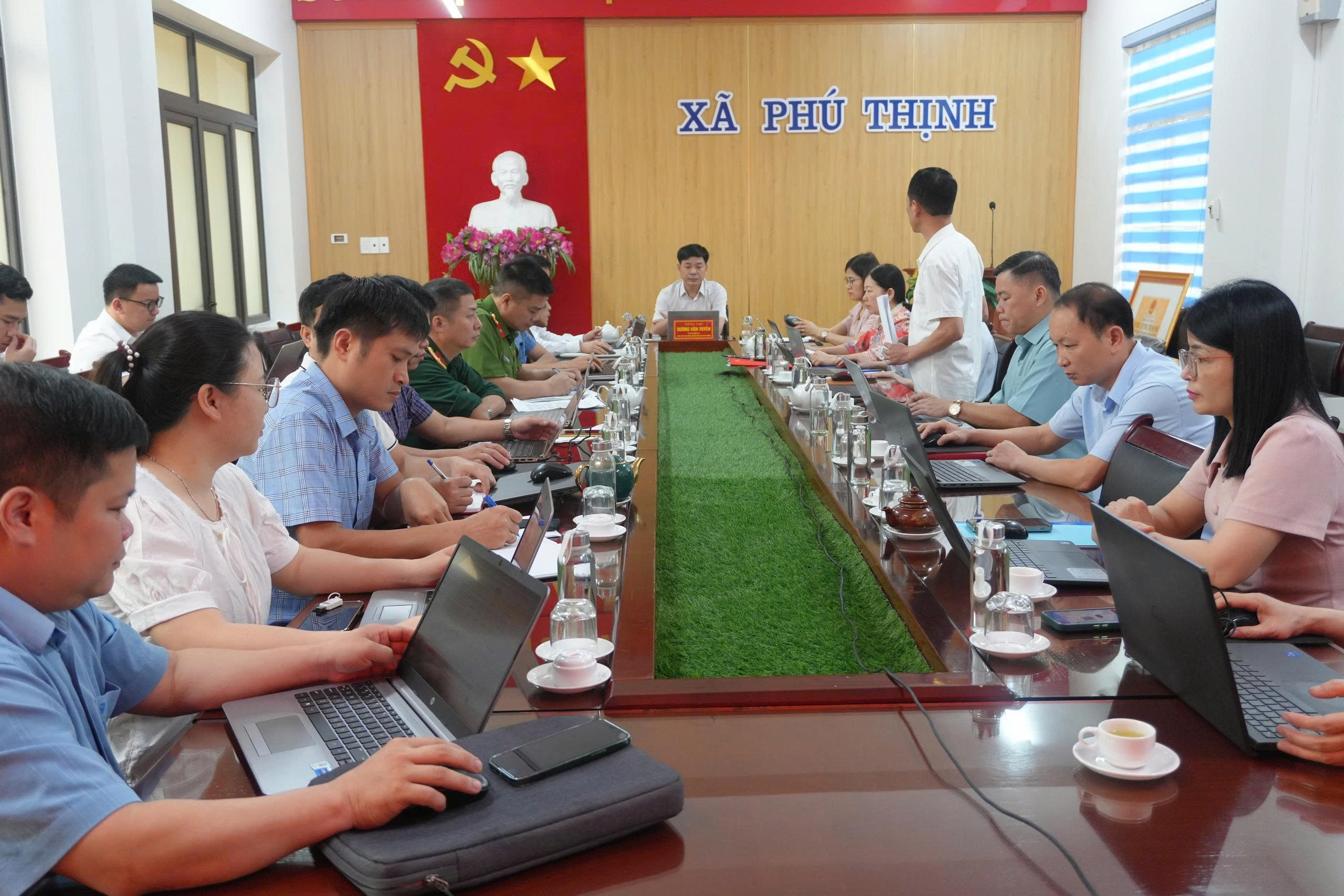 🔴 THƯỜNG TRỰC ĐẢNG ỦY XÃ PHÚ THỊNH GIAO BAN VỚI CÁC BAN CHỈ ĐẠO, BAN CÔNG TÁC CỦA ĐẢNG ỦY