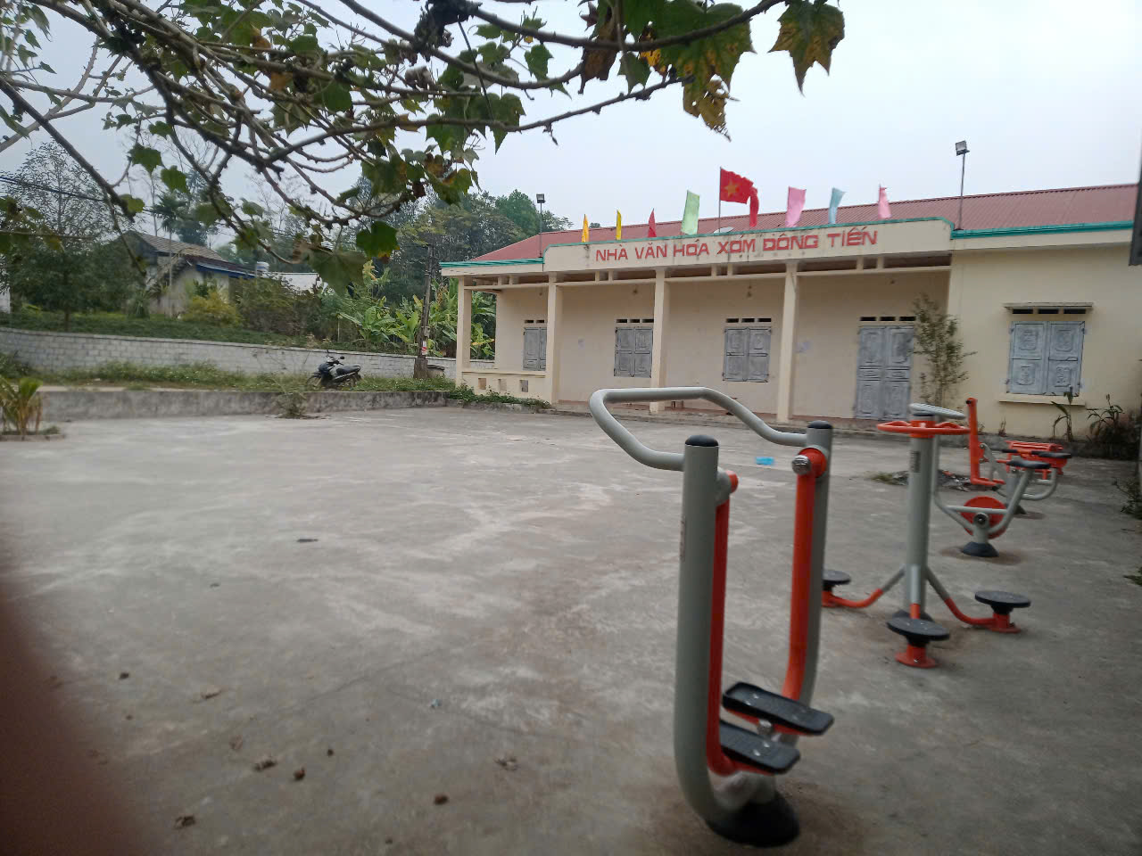 Xóm Đồng Tiến xã Phú Lạc xây dựng nông thôn mới nâng cao.