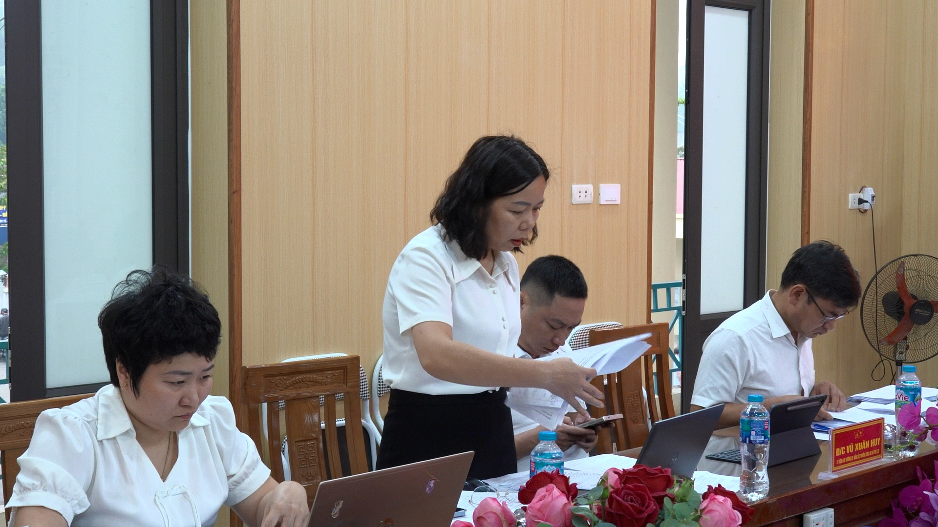 Anh-tin-bai