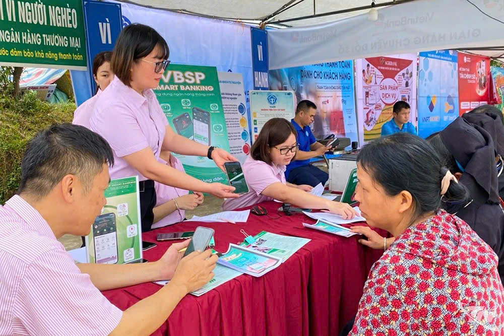 THÁI NGUYÊN TRIỂN KHAI PHONG TRÀO “BÌNH DÂN HỌC VỤ SỐ” NĂM 2026