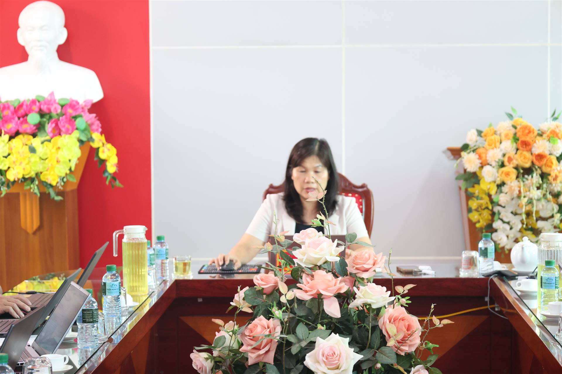 Anh-tin-bai