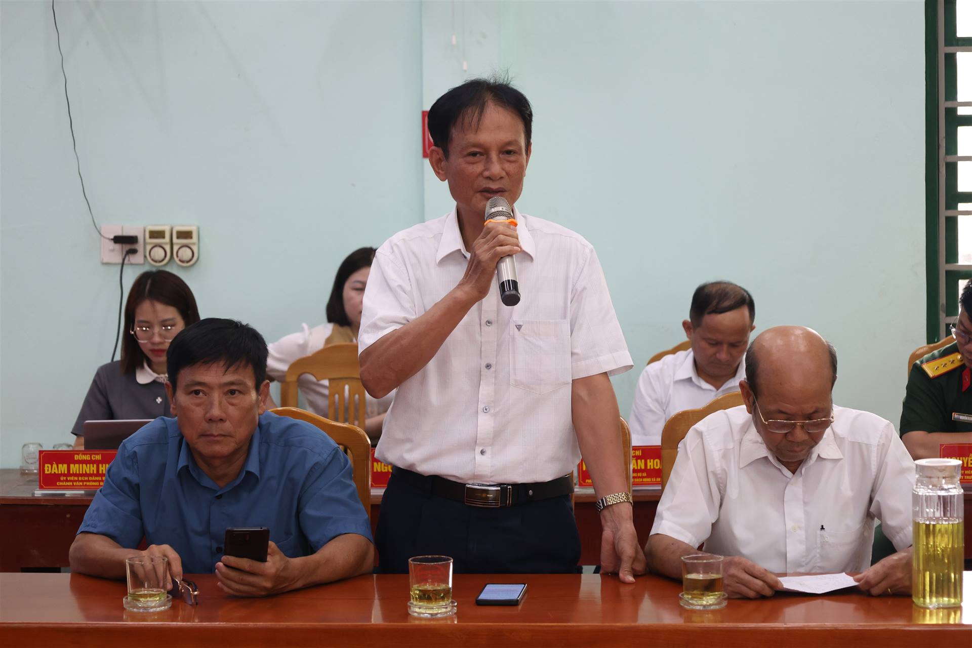 Anh-tin-bai