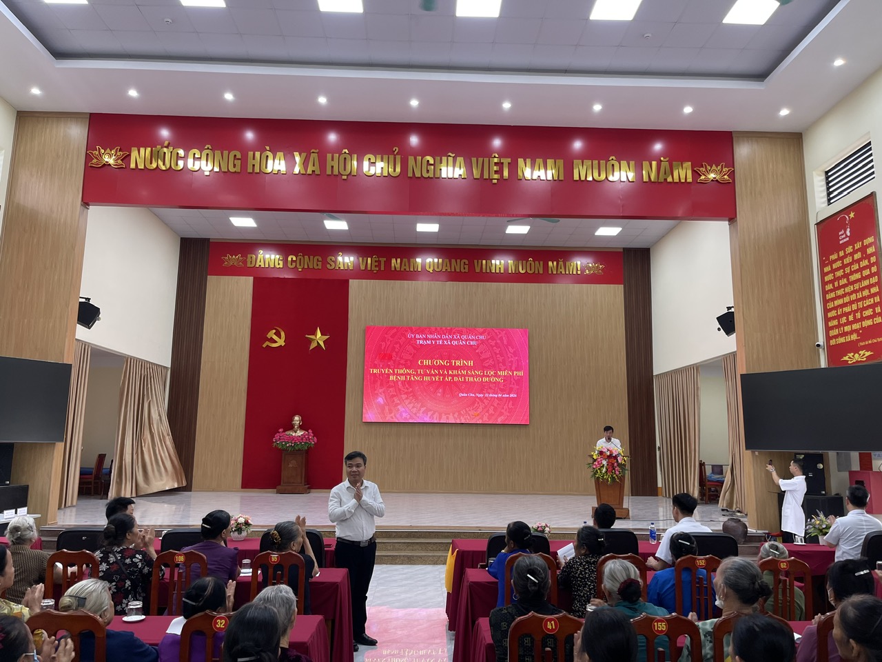 Xã Quân Chu: tổ chức chương trình khám sàng lọc tăng huyết áp, đái tháo đường cho người dân trên địa bàn xã