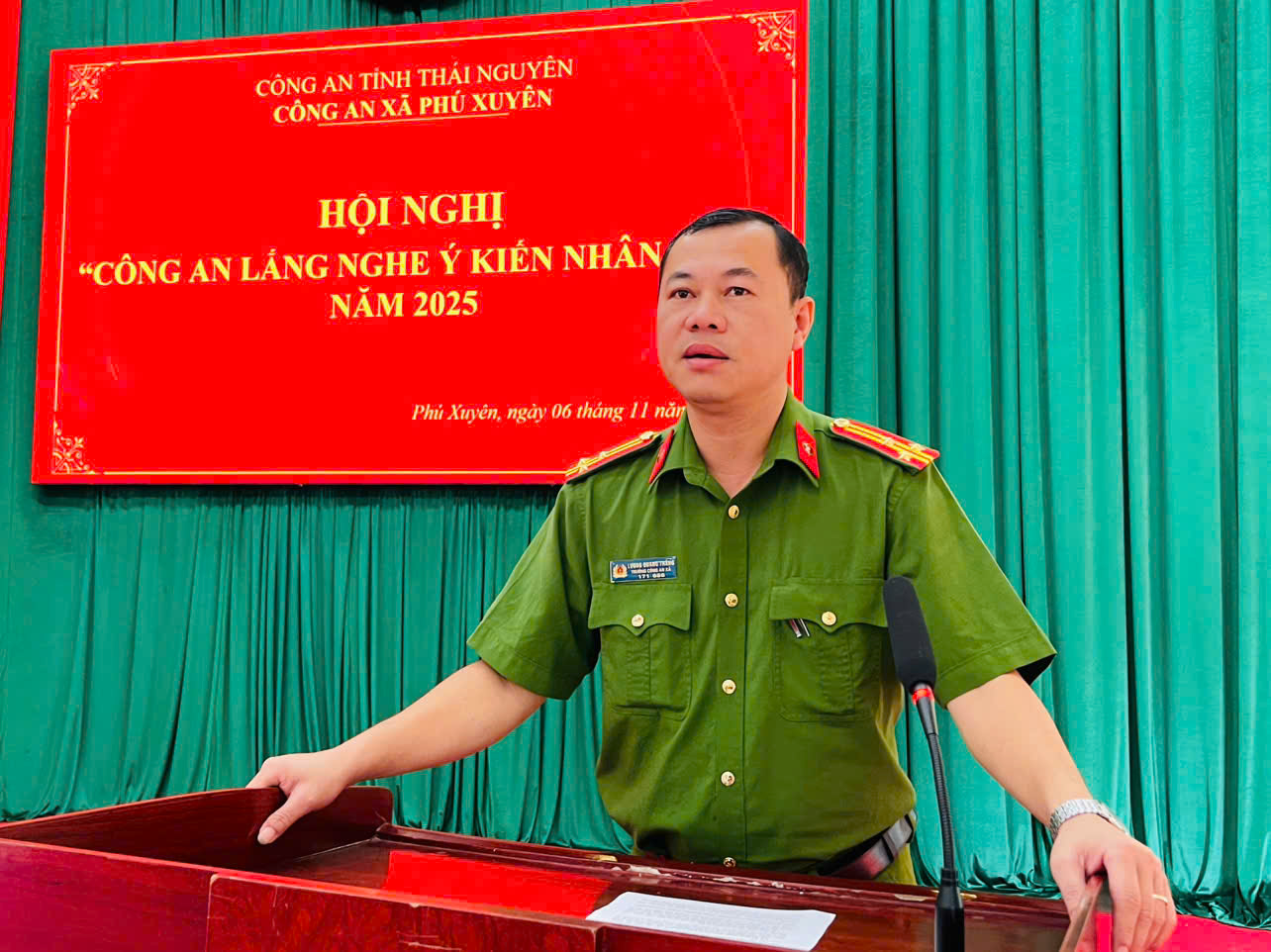 CÔNG AN XÃ PHÚ XUYÊN TỔ CHỨC HỘI NGHỊ “CÔNG AN LẮNG NGHE Ý KIẾN NHÂN DÂN” VÀ ĐỐI THOẠI TRỰC TIẾP VỀ THỦ TỤC HÀNH CHÍNH, GIẢI QUYẾT THỦ TỤC HÀNH CHÍNH NĂM 2025